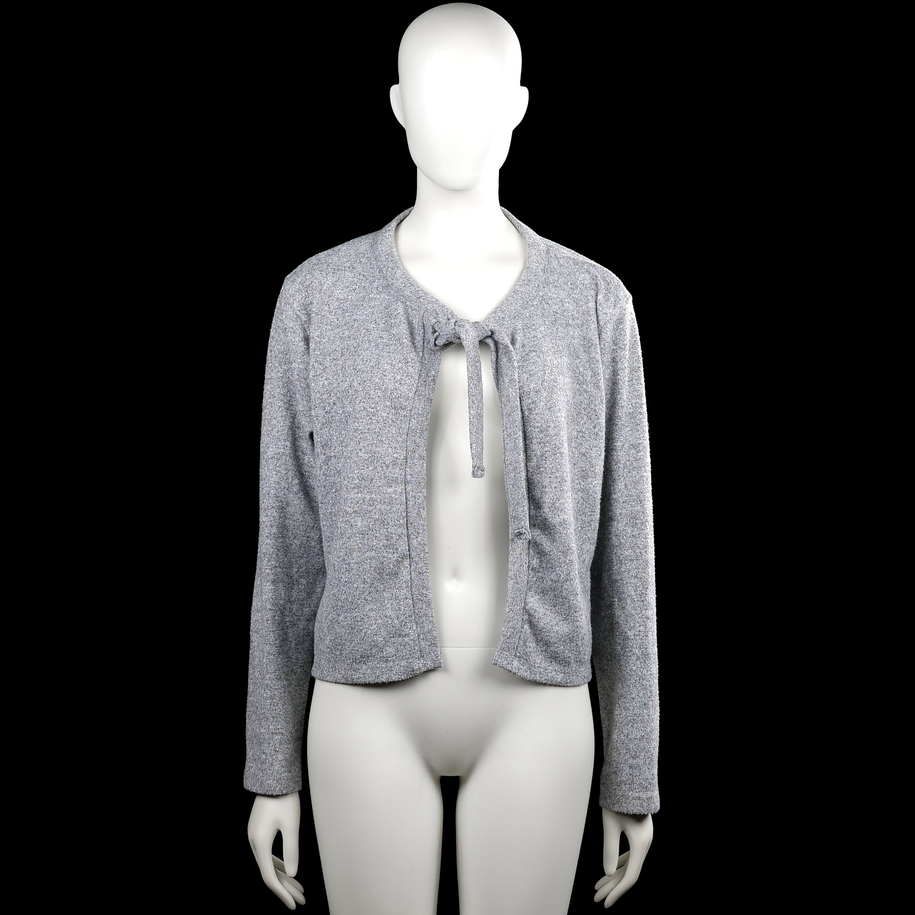 157 - Cardigan - Gray - Size M - Gray solid open-front cardigan with a round neckline and a tie closure at the chest. Long sleeves with plain cuffs and a straight hem.