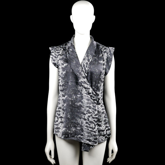Paul costelloe - Blouse - Black & White - Size M - Black and white printed sleeveless top with a V-neck and draped front. Straight hem with plain arm openings.