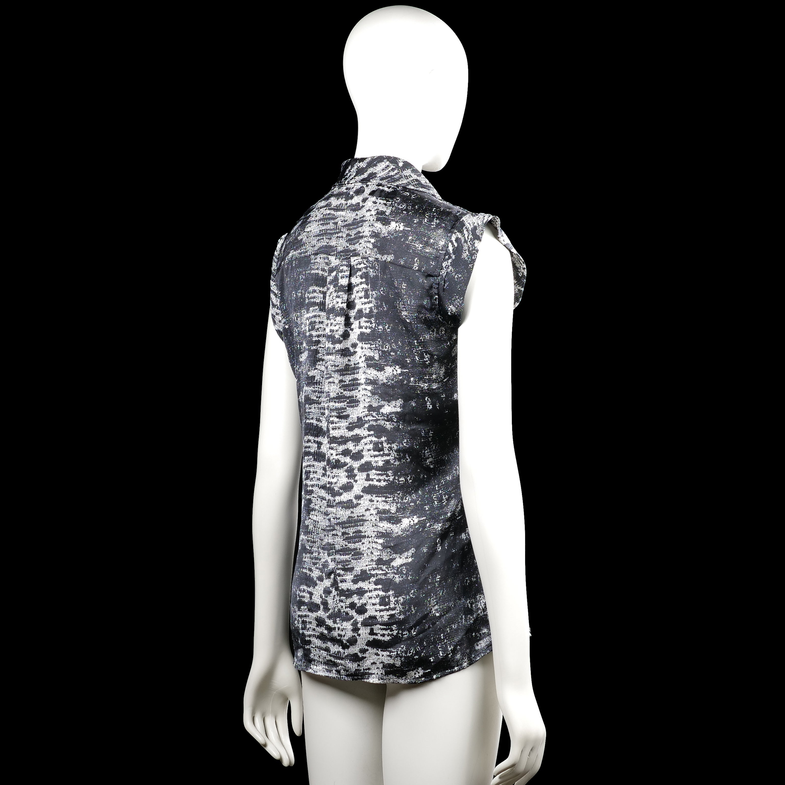 Blouse - Black & White - Size M