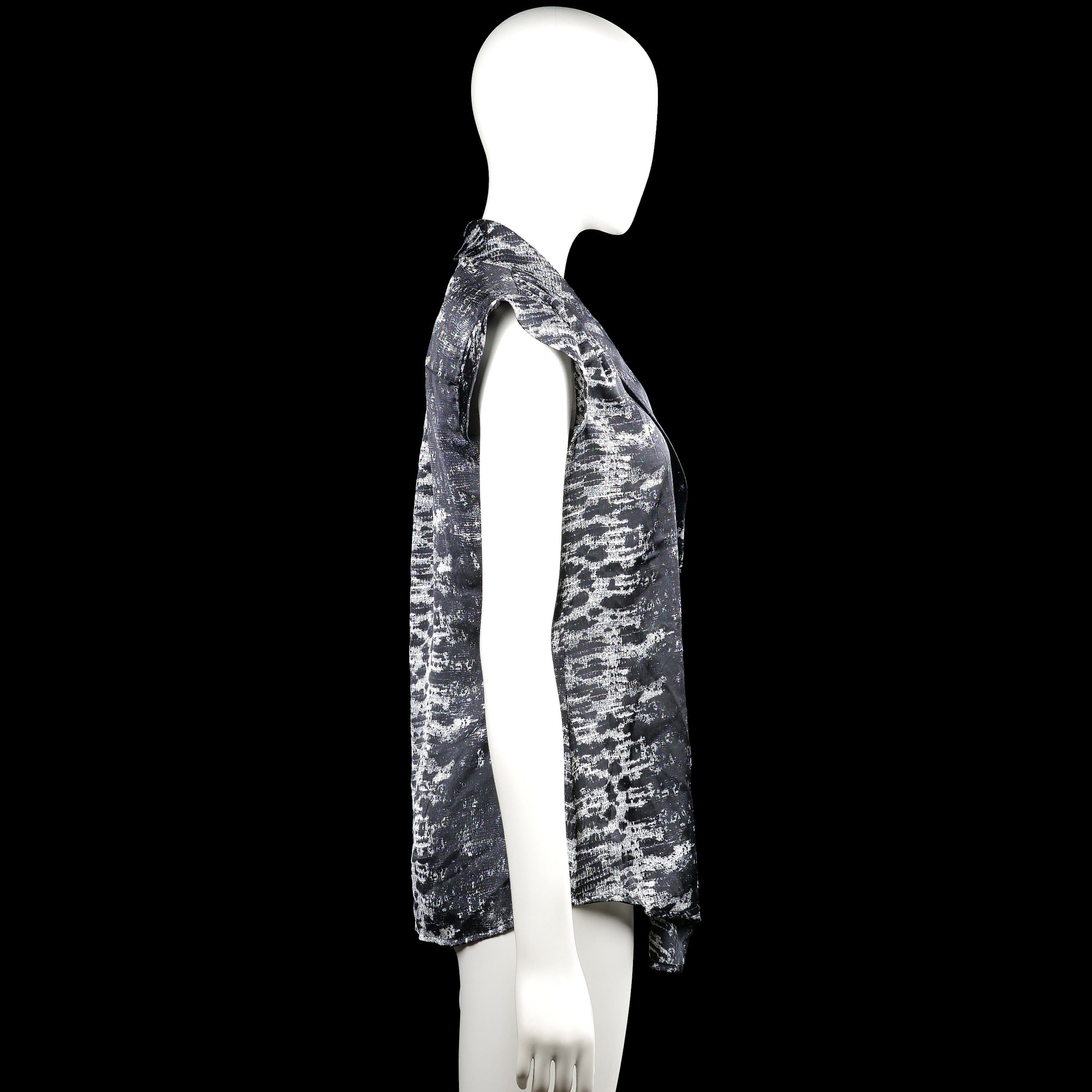 Blouse - Black & White - Size M