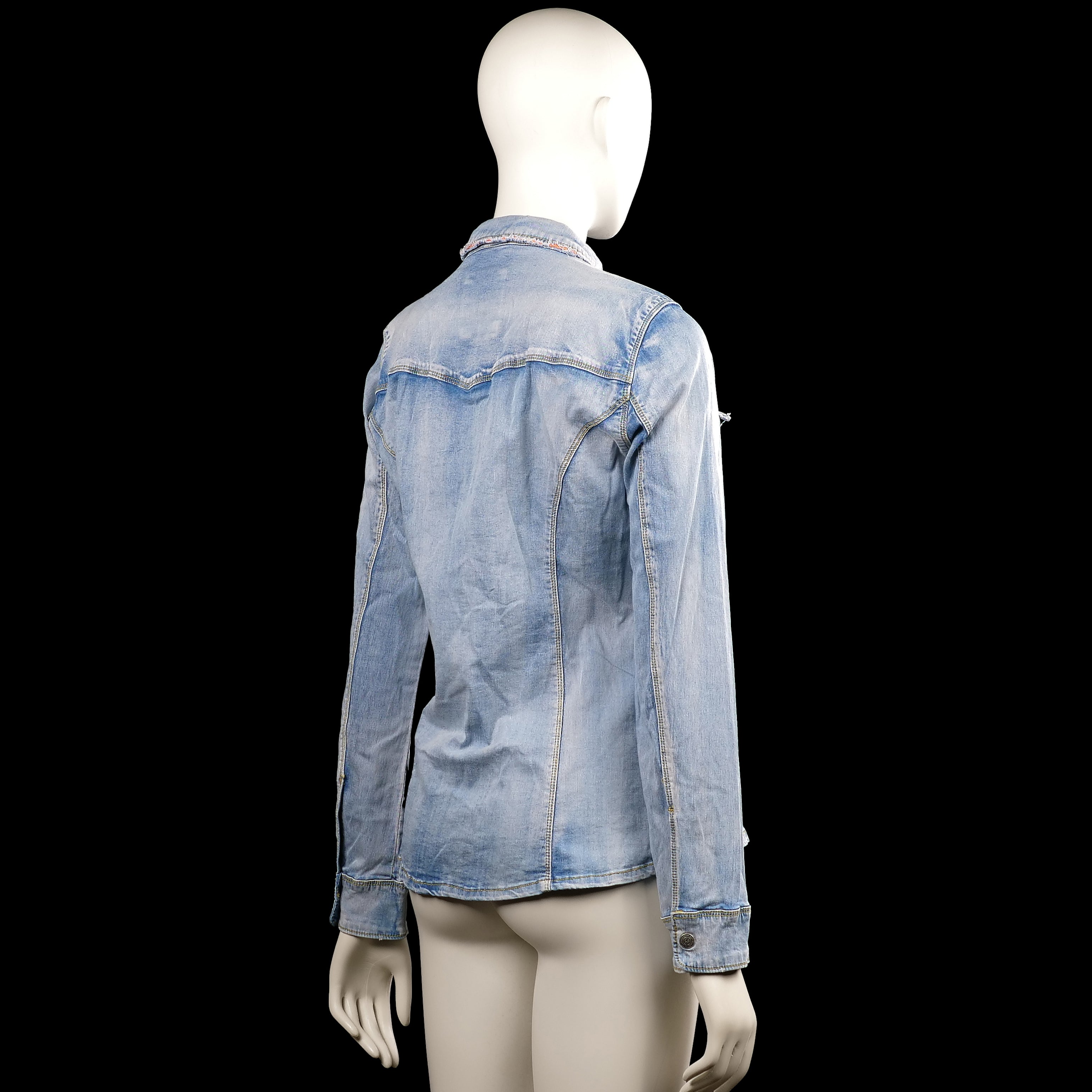 Shirt - Light Blue - Size 40