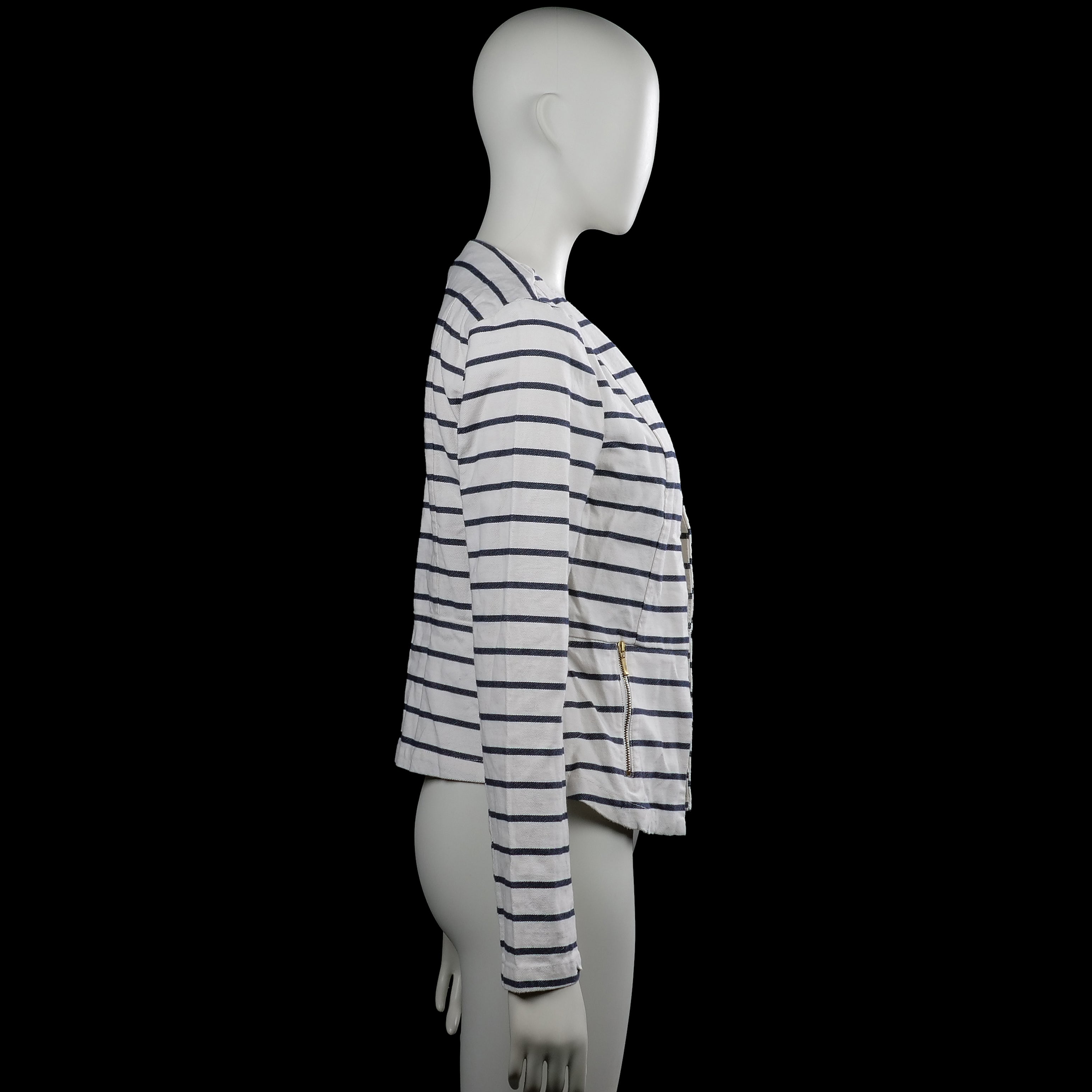 Blazer - White & Navy - Size 36