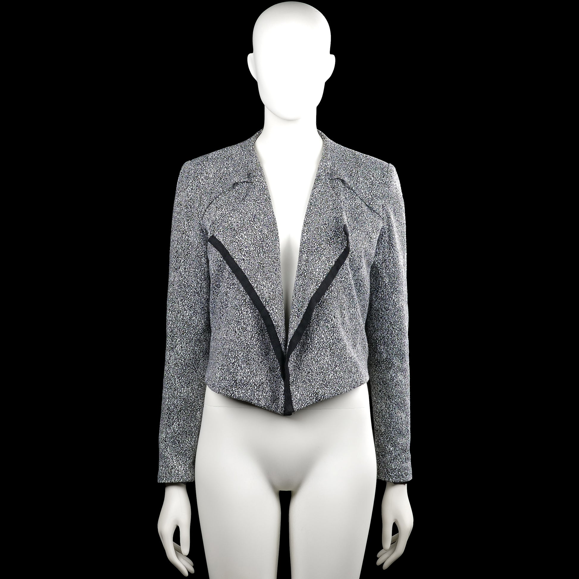 Vero Moda - Blazer - Gray & Black - Size 36 - Gray and black printed open-front jacket with a V-neckline and black trim along the front. Long sleeves with plain cuffs and an asymmetrical hem.
