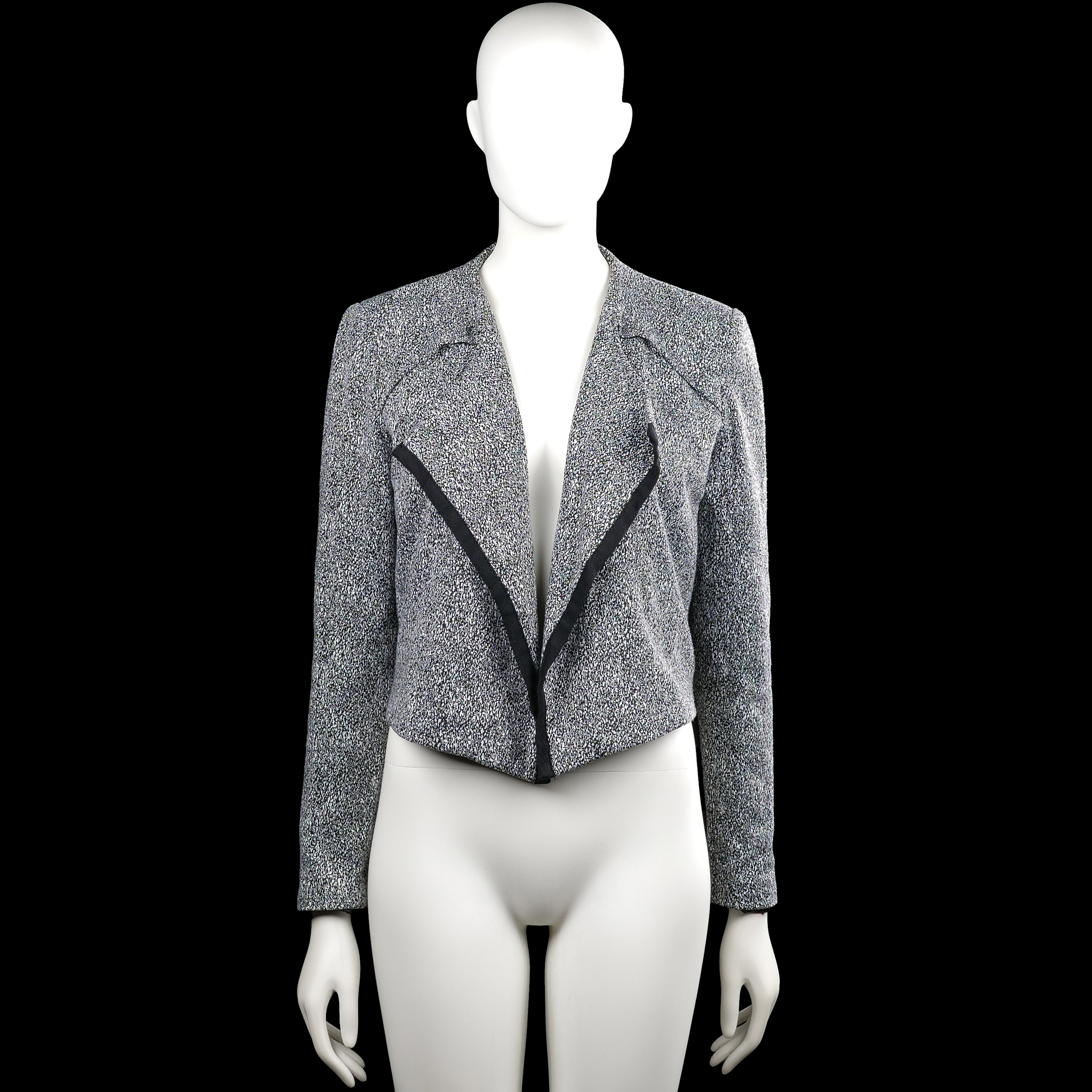 Vero Moda - Blazer - Gray & Black - Size 36 - Gray and black printed open-front jacket with a V-neckline and black trim along the front. Long sleeves with plain cuffs and an asymmetrical hem.