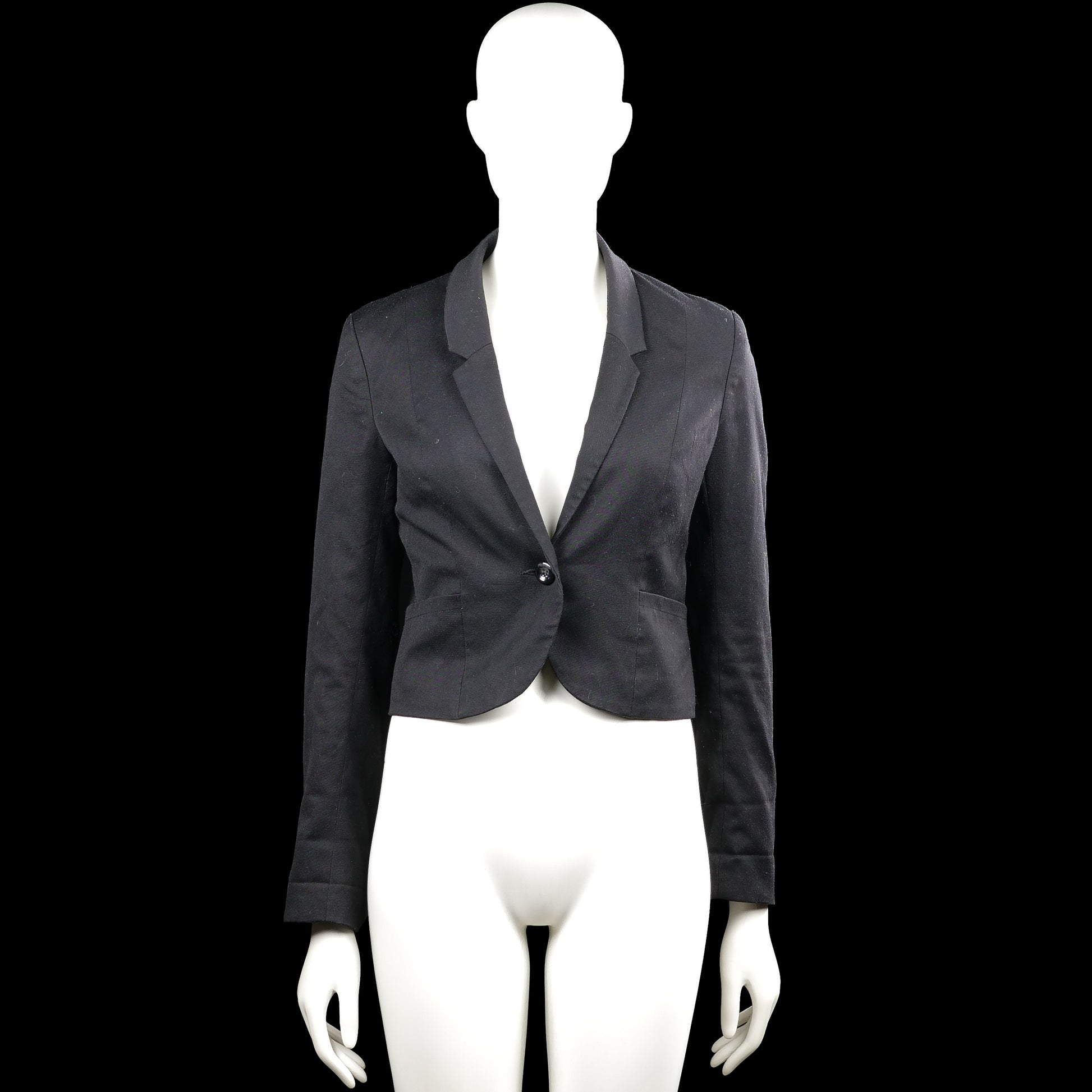 H&M Divided - Blazer - Black - Size 36 - Black solid blazer with a V-neckline and notched lapels, featuring a single-button front closure. Long sleeves with plain cuffs and a curved hem.