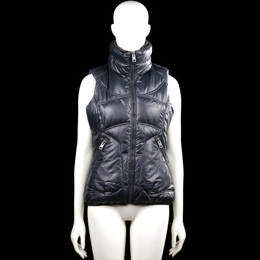 O'neill - Padded vest - Navy - Size M - Navy solid sleeveless quilted vest with a high neck and full-length front zipper closure. Features two zip pockets at the front and a straight hem.