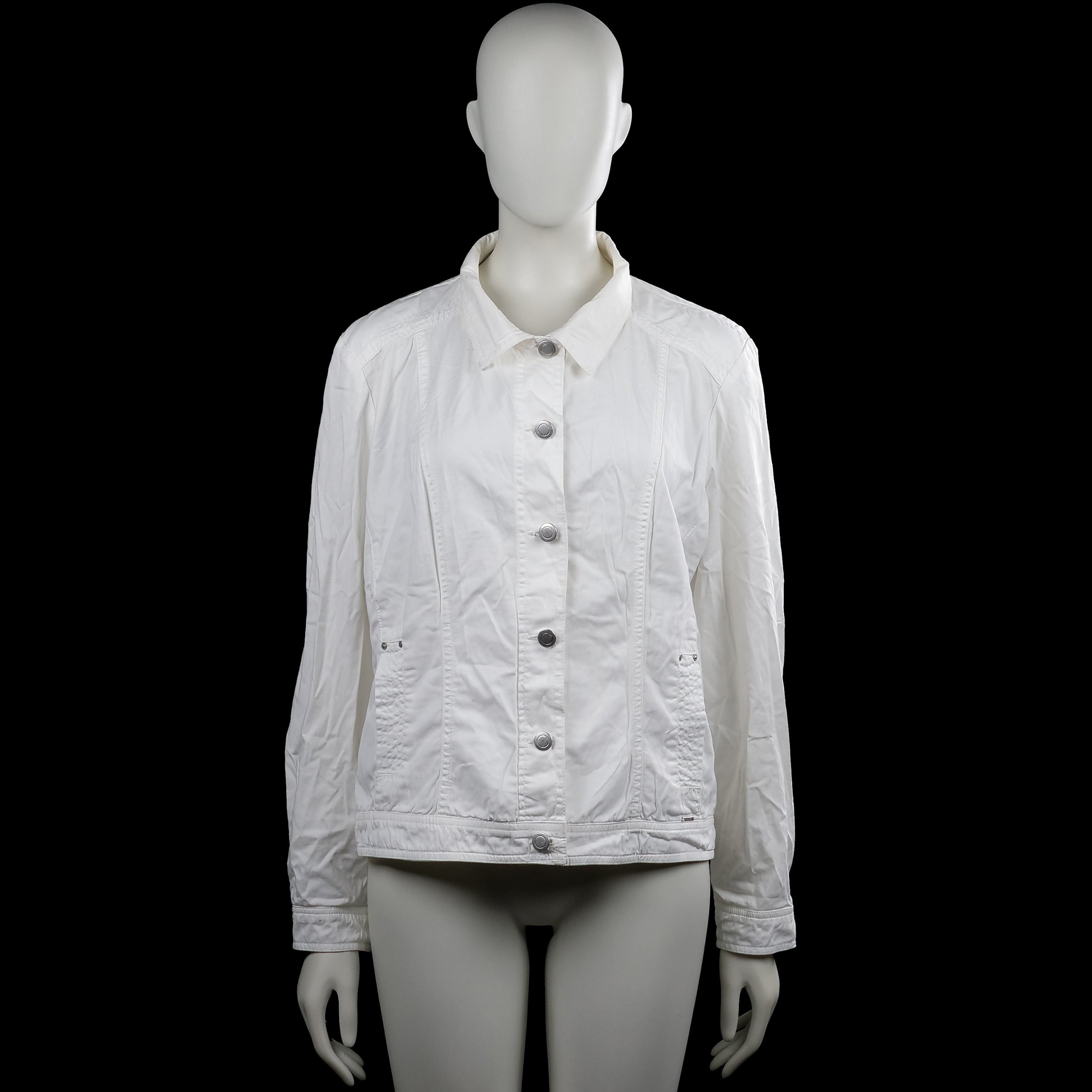 Sport jacket - White - Size M - White solid jacket with a classic collar and front button closure. Features long sleeves with button cuffs, a straight hem, and front pockets.