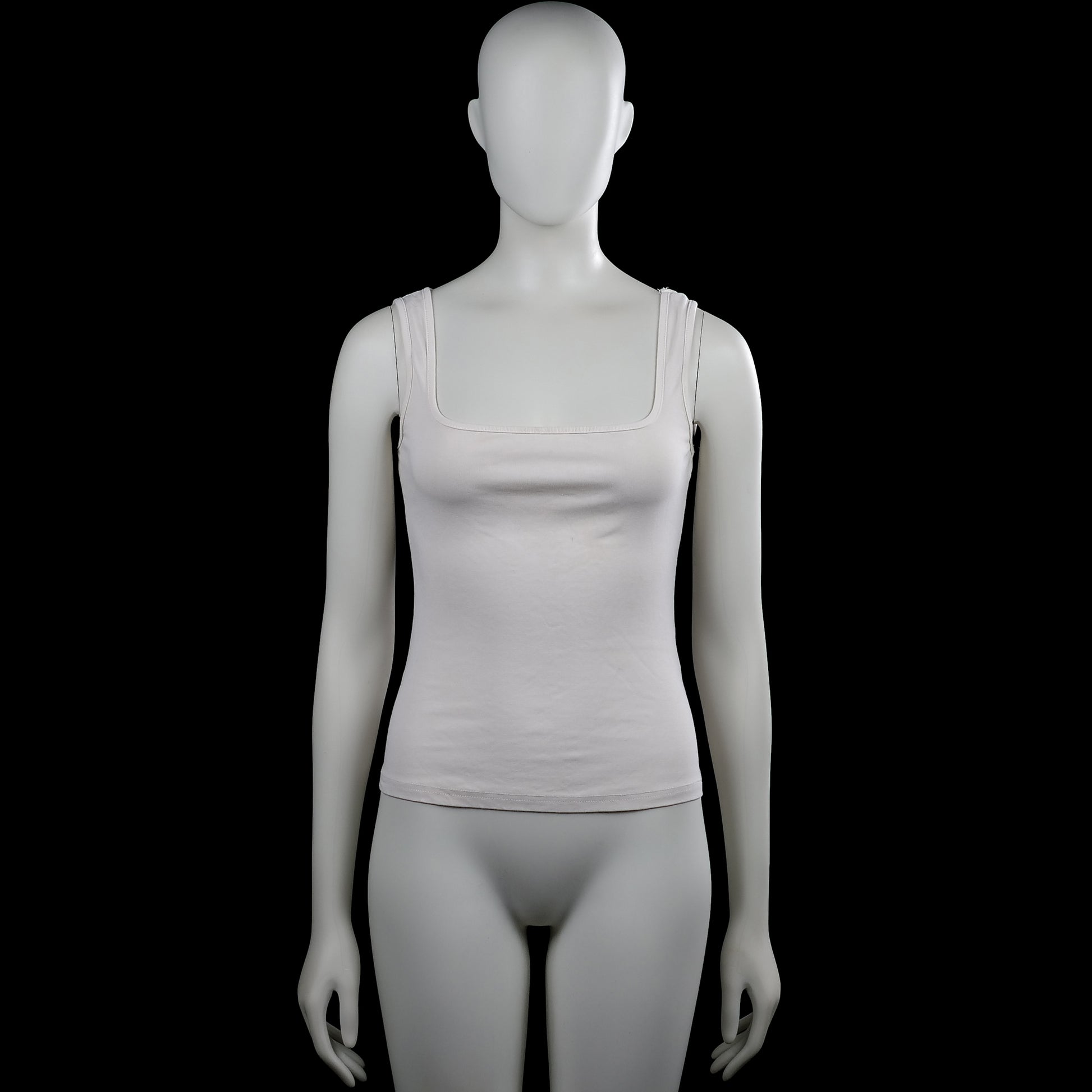 Shein - Tank top - White - Size XS - White solid sleeveless top with a squared neckline and wide shoulder straps. Straight hem with plain armhole edging.