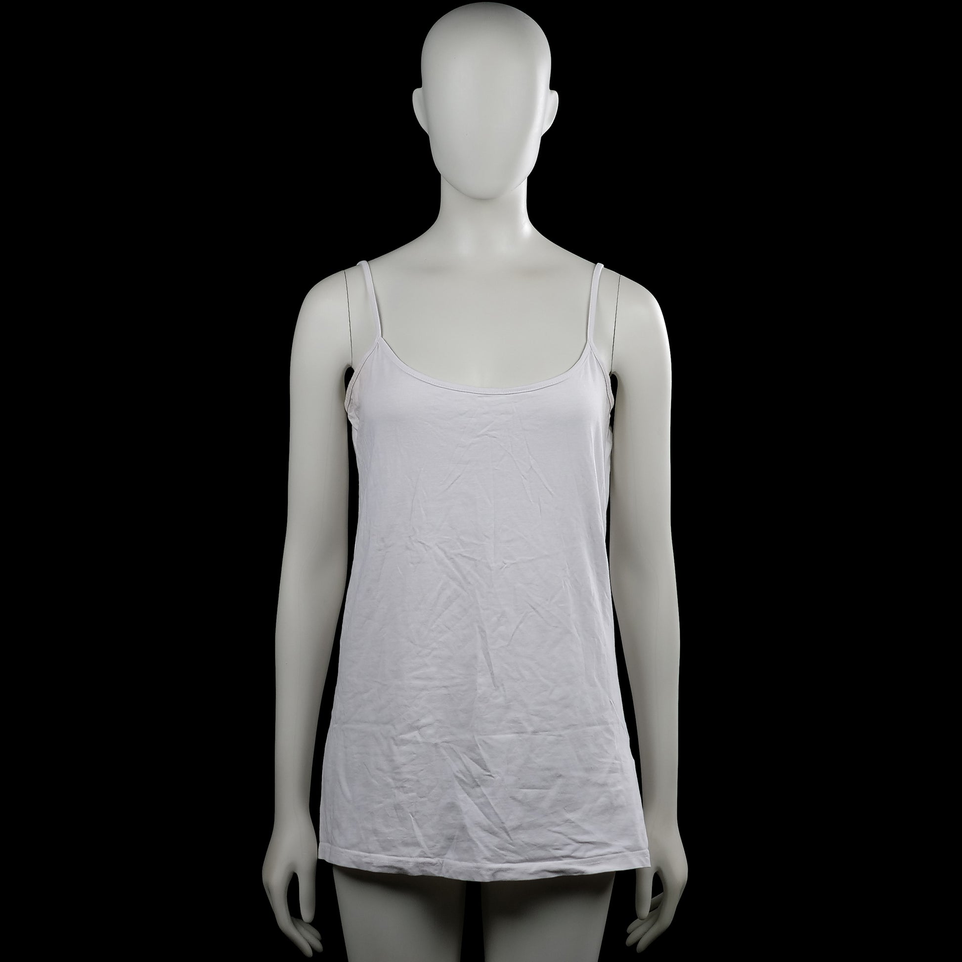Actual Basic - Tank top - White - Size XXL - White solid camisole with thin shoulder straps and a scoop neckline. Straight hem with no visible closures.