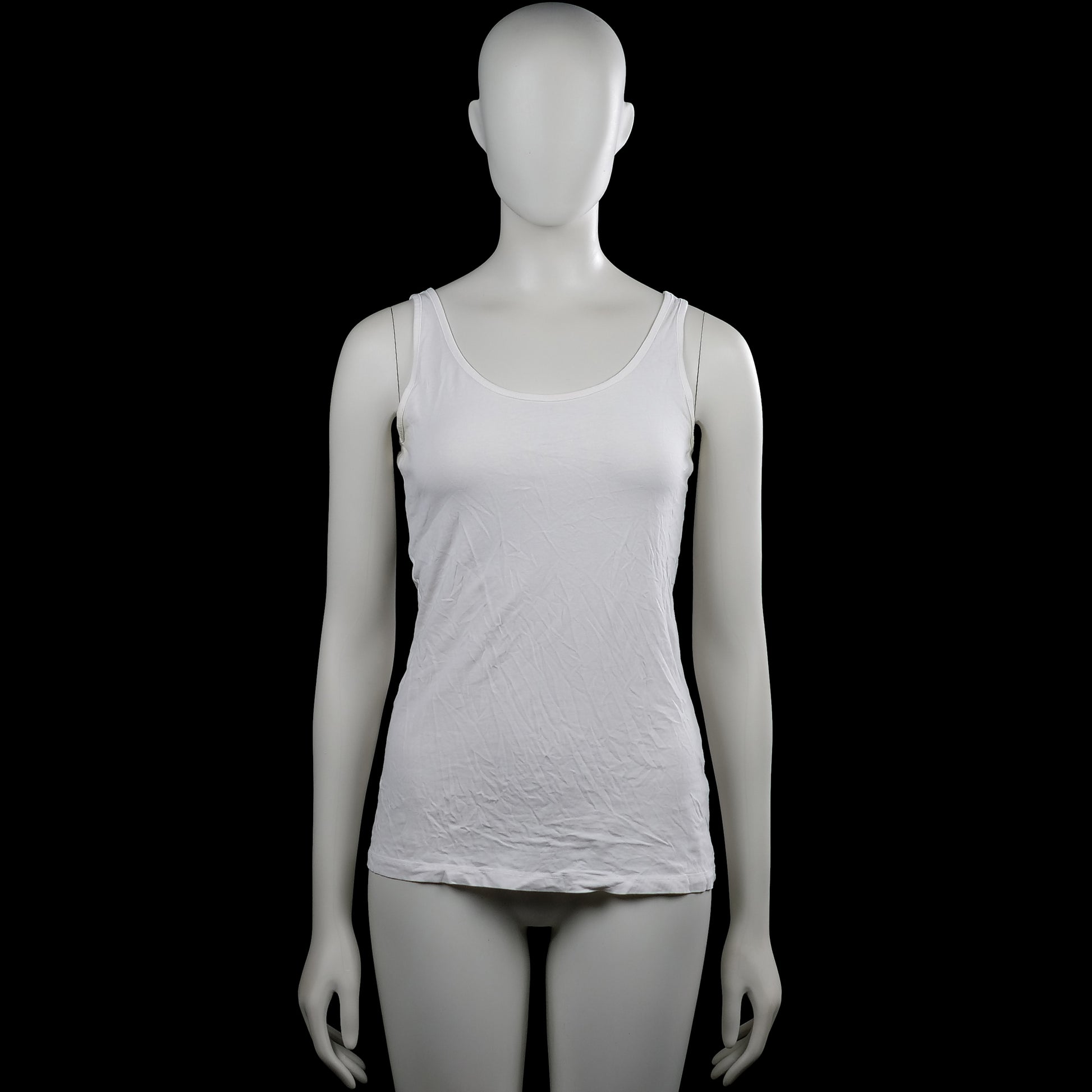 Kappahl - Tank top - White - Size S - White solid sleeveless top with a scoop neckline and wide shoulder straps. Straight hem with no visible closures.
