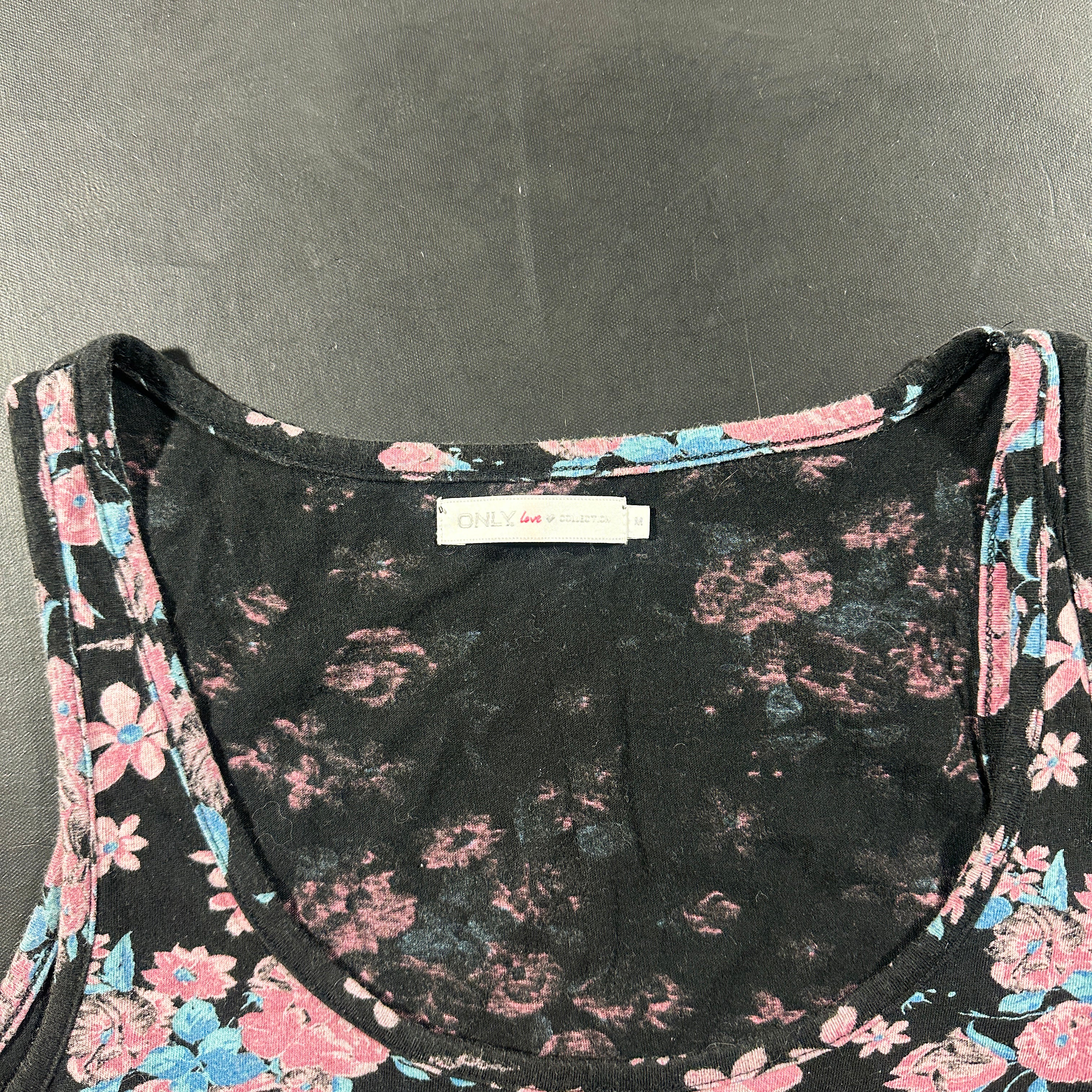 Tank top - Black & Pink - Size M