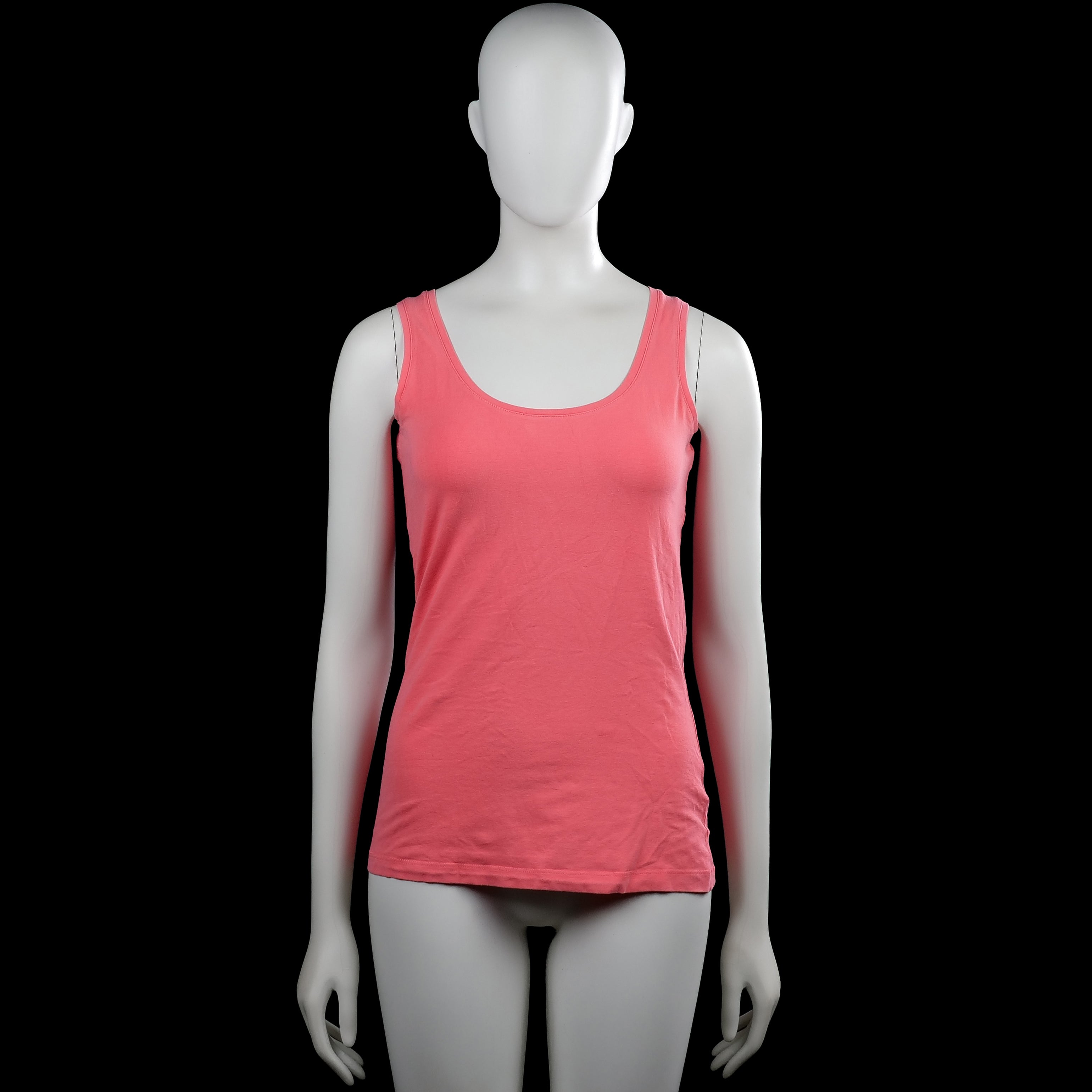 Lindex - Tank top - Pink - Size M - Pink solid sleeveless tank top with a scoop neckline. Straight hem with plain armholes and neckline trim.