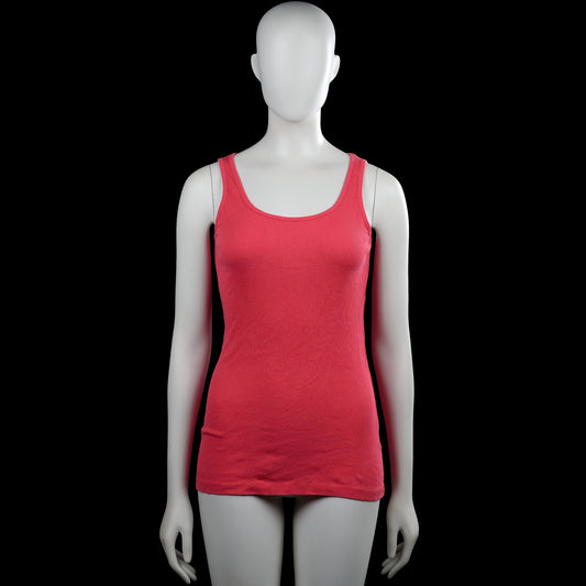 I love miss milla - Tank top - Pink - Size L - Pink solid sleeveless top with a scoop neckline and wide shoulder straps. Straight hem with no visible closures or pockets.