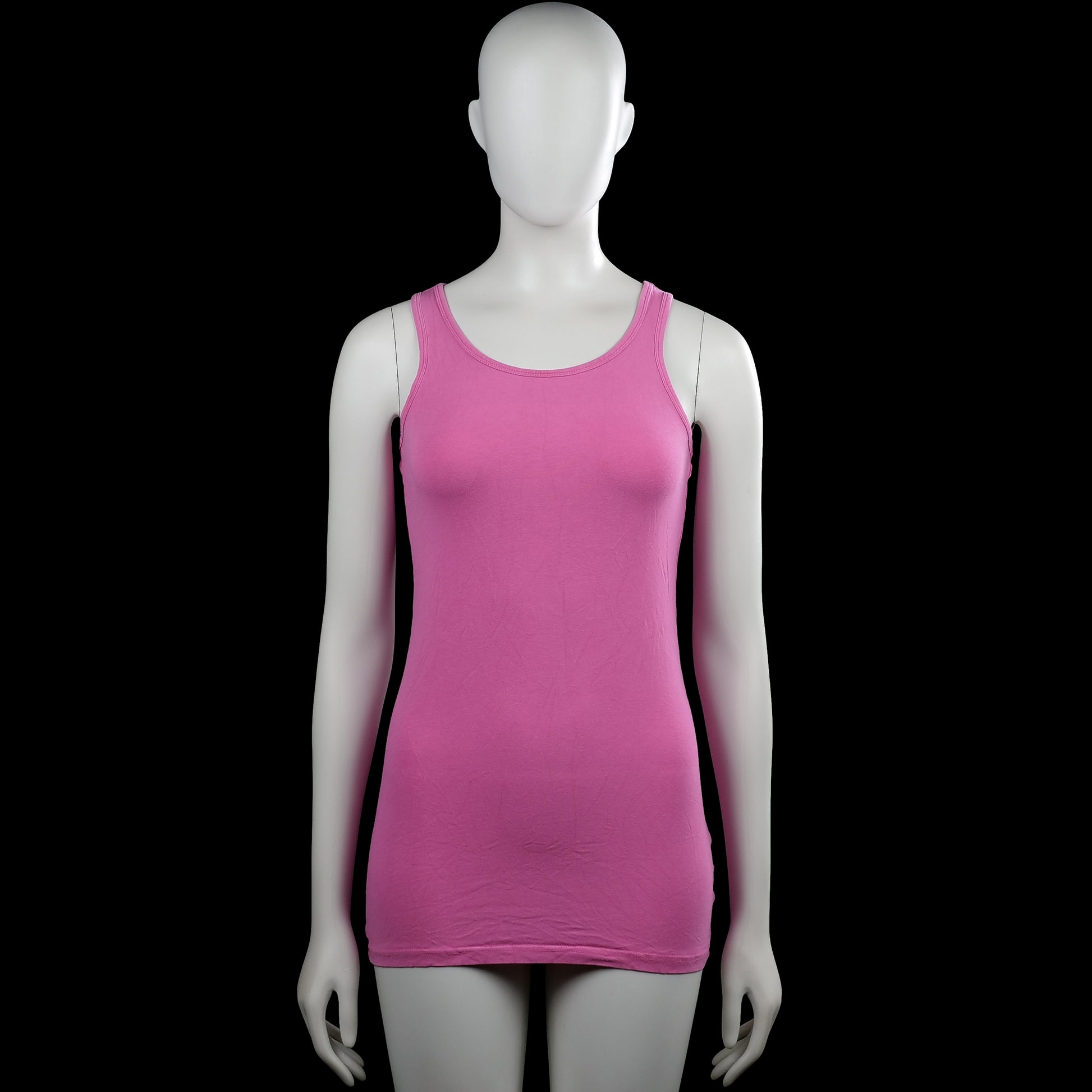 Kappahl - Tank top - Pink - Size 170 - Pink solid sleeveless top with a scoop neckline and wide shoulder straps. Straight hem with no visible closures or pockets.