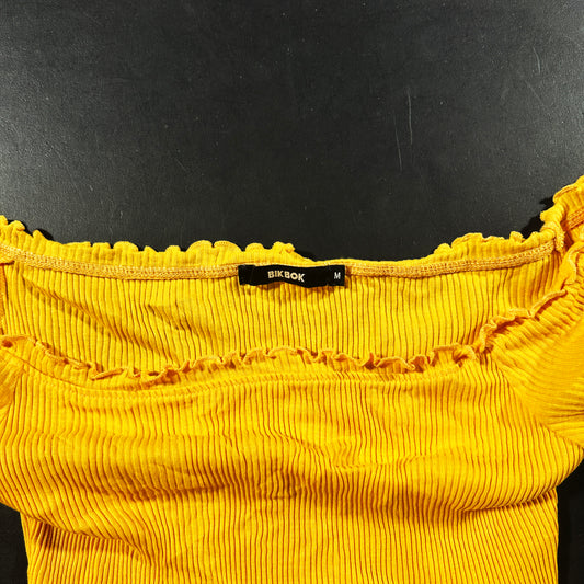 T-shirt - Mustard - Size M