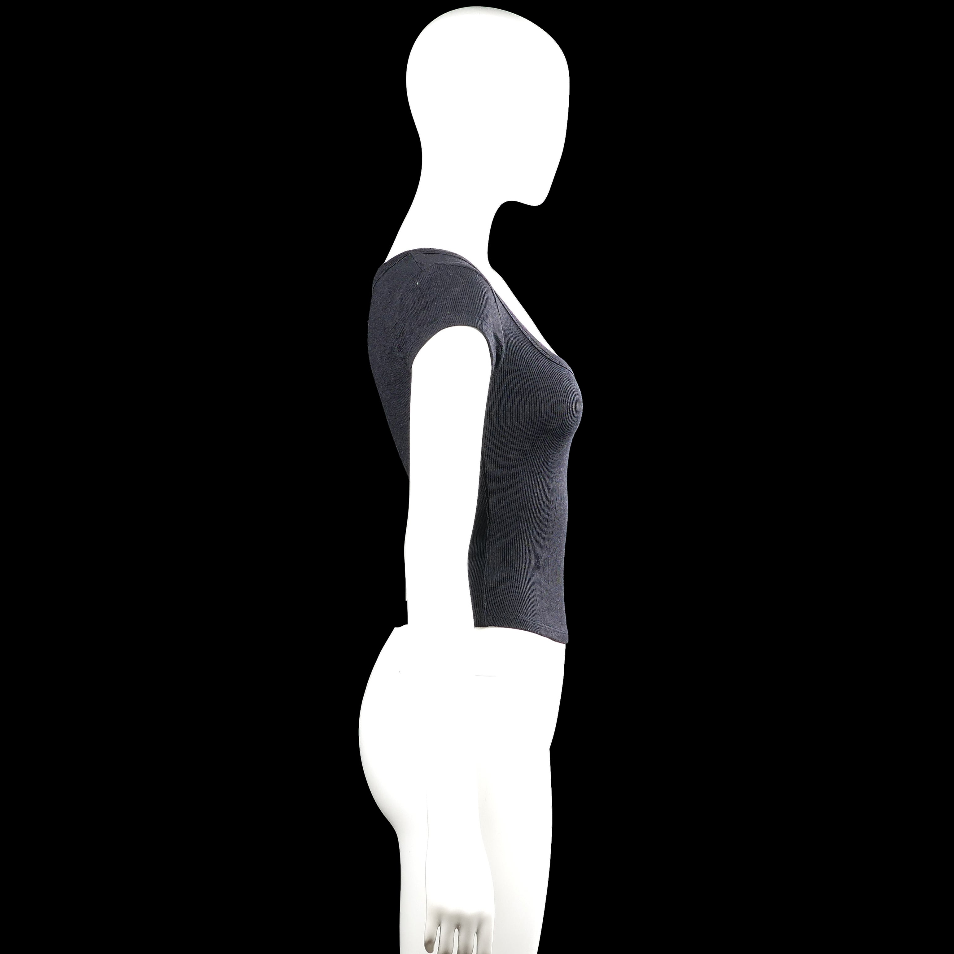 T-shirt - Black - Size XS