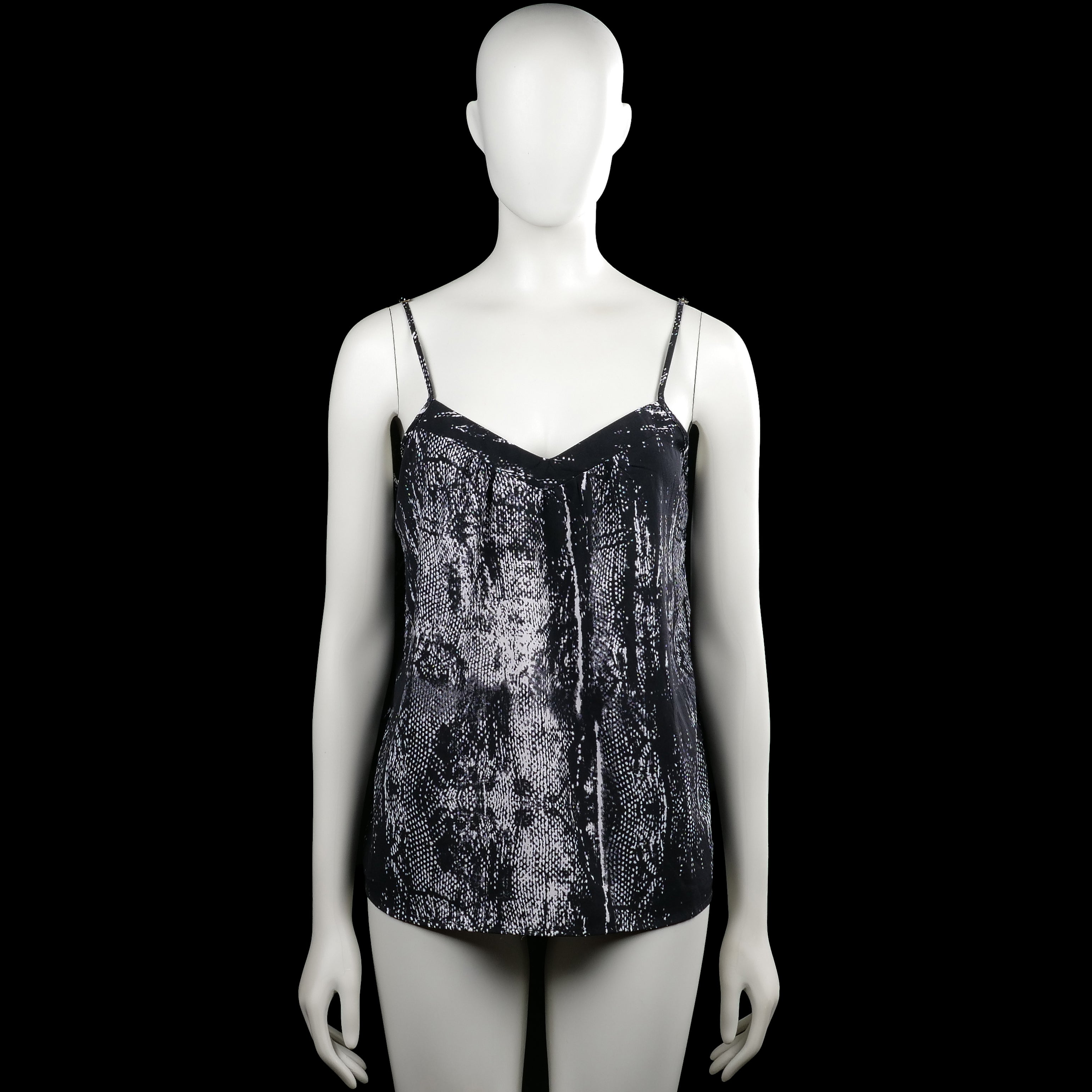 Jacqueline De Yong - Tank top - Black & White - Size 38 - Black and white printed camisole with spaghetti straps and a V-neckline. Features a straight hem and no visible closures.