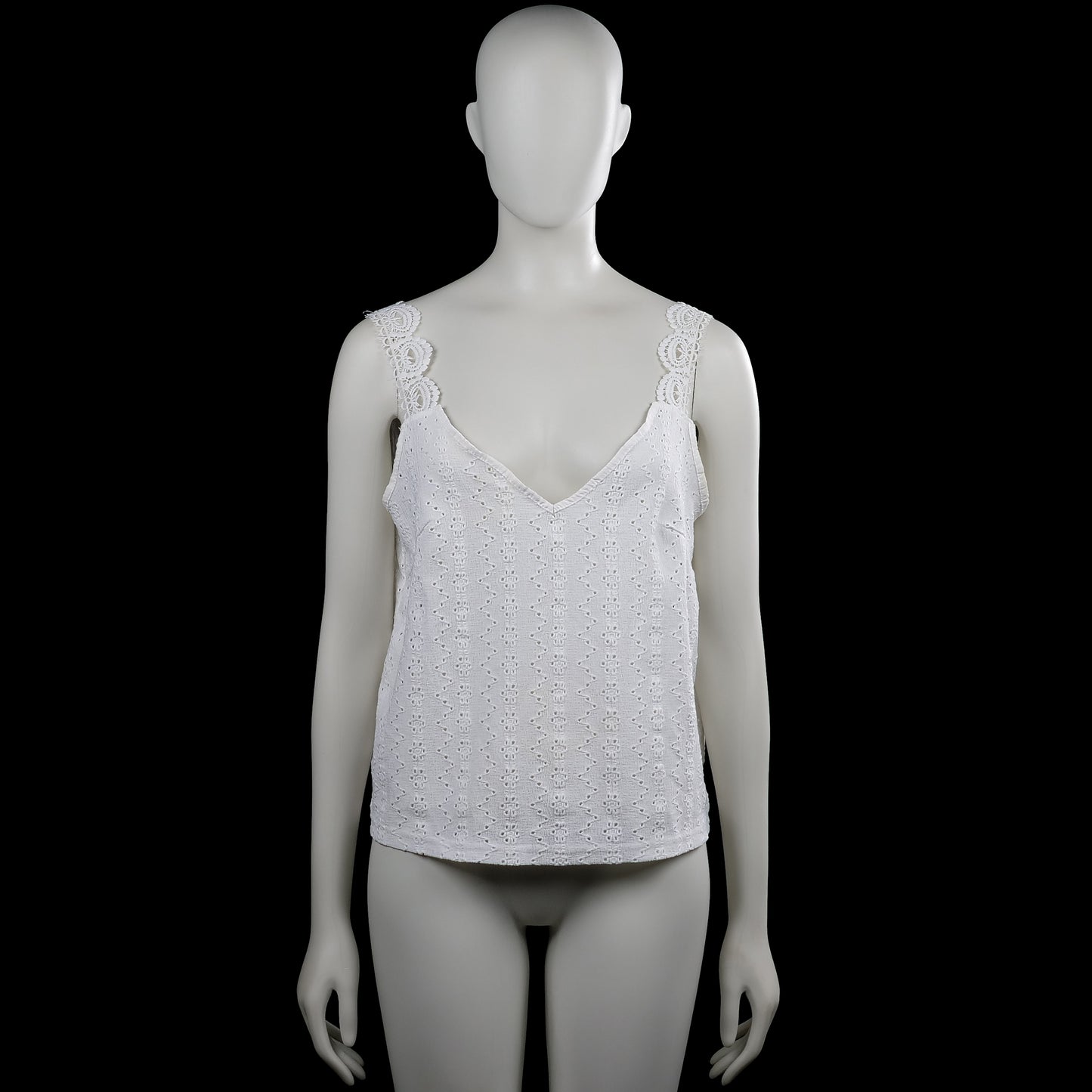 Shein - Tank top - White - Size M - White sleeveless top with a V-neck and wide lace shoulder straps. Features an eyelet texture and a straight hem.
