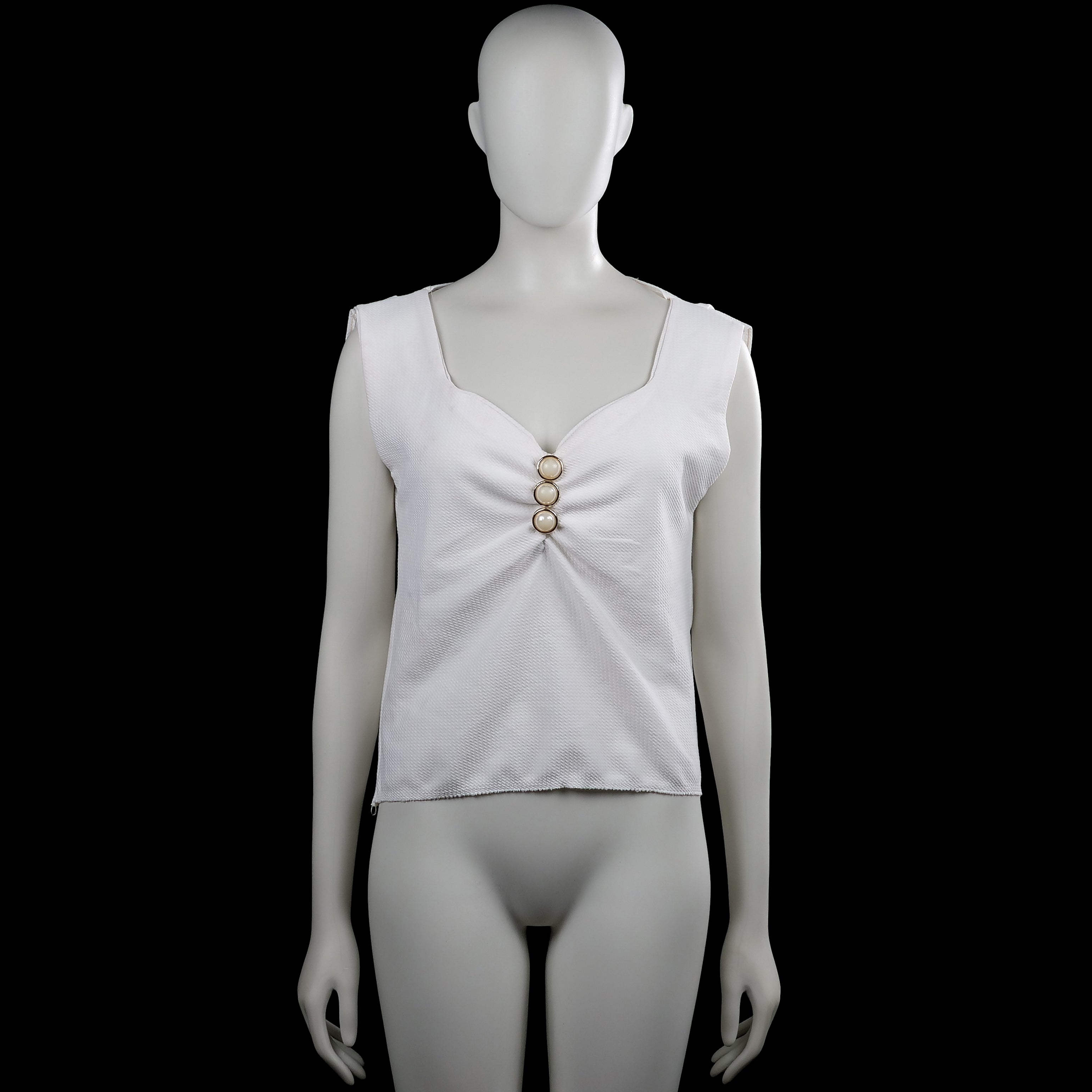 Tank top - White - Size M - White solid sleeveless top with a squared neckline and three decorative buttons at the center front. Straight hem.