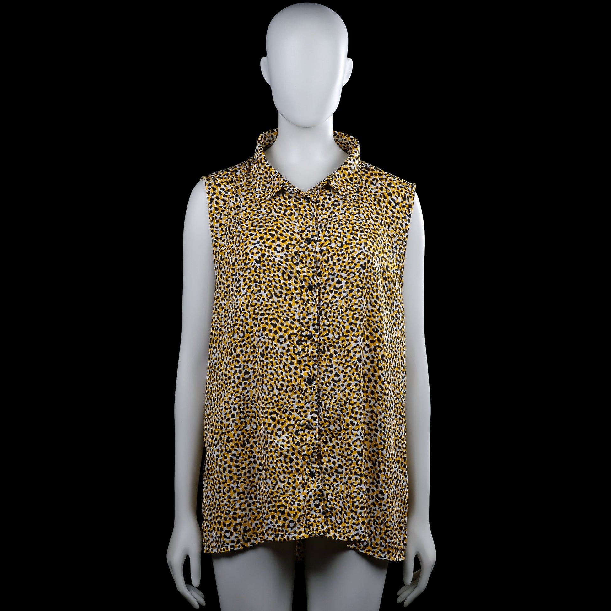 Zeeman - Shirt - Yellow & Black - Size 48 - Yellow and black leopard-pattern sleeveless top with a classic collar and a button-up front. Straight hem.