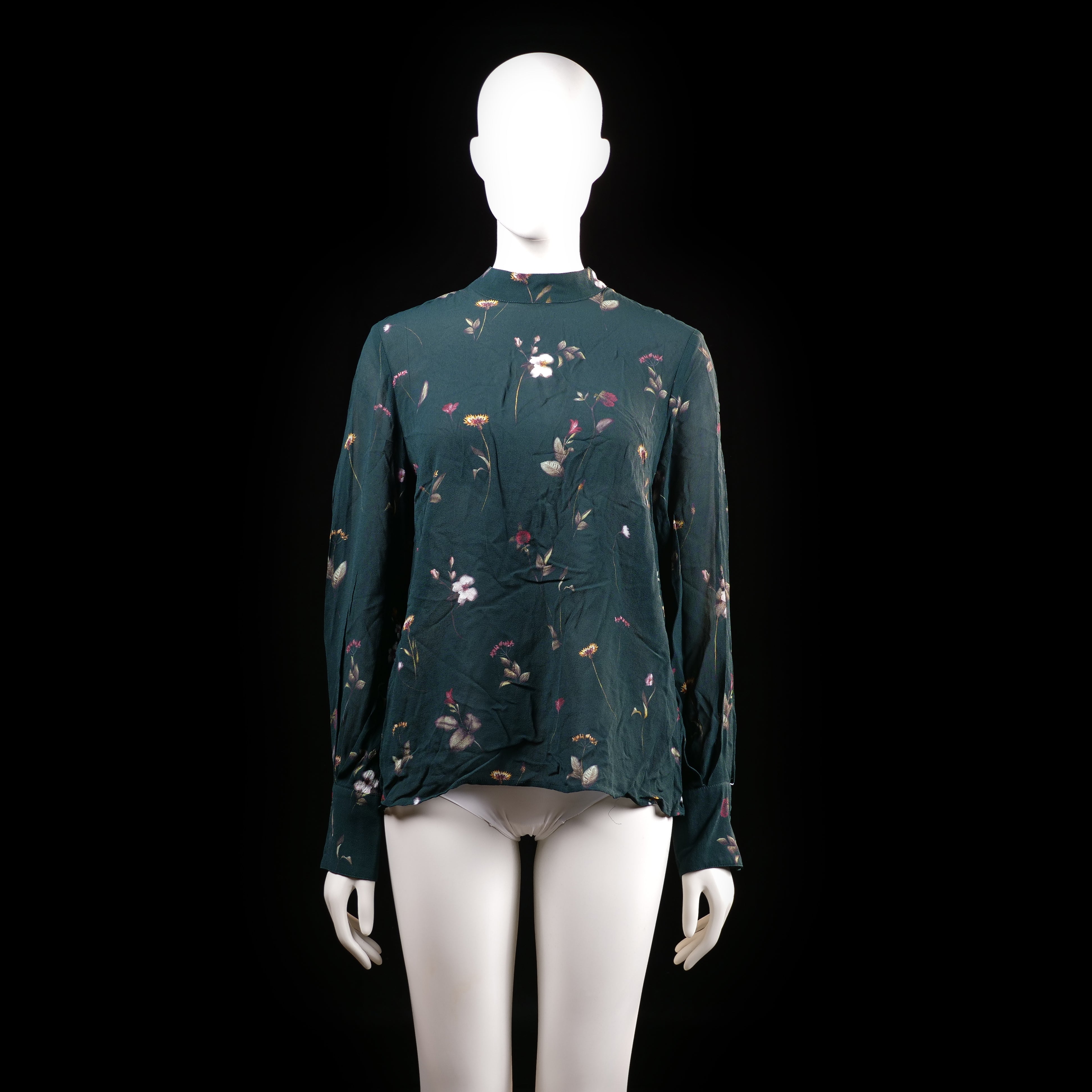 Ivy & Oak - Blouse - Forest Green - Size 40 - Dark green long-sleeve blouse featuring a subtle floral print throughout. Designed with a high neckline and a teardrop keyhole closure at the back.