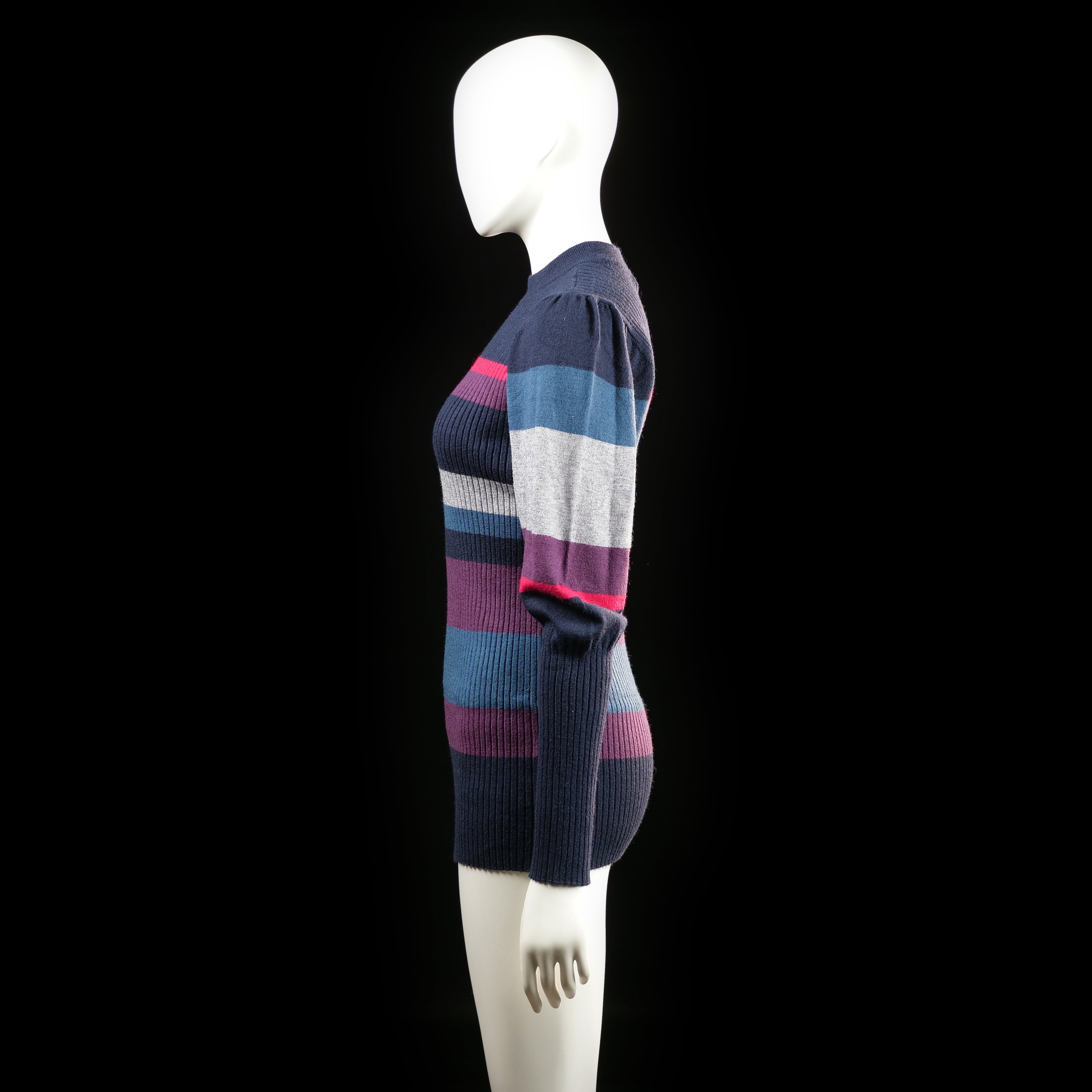 Sweater - Multicolored - Size L - (NEW)