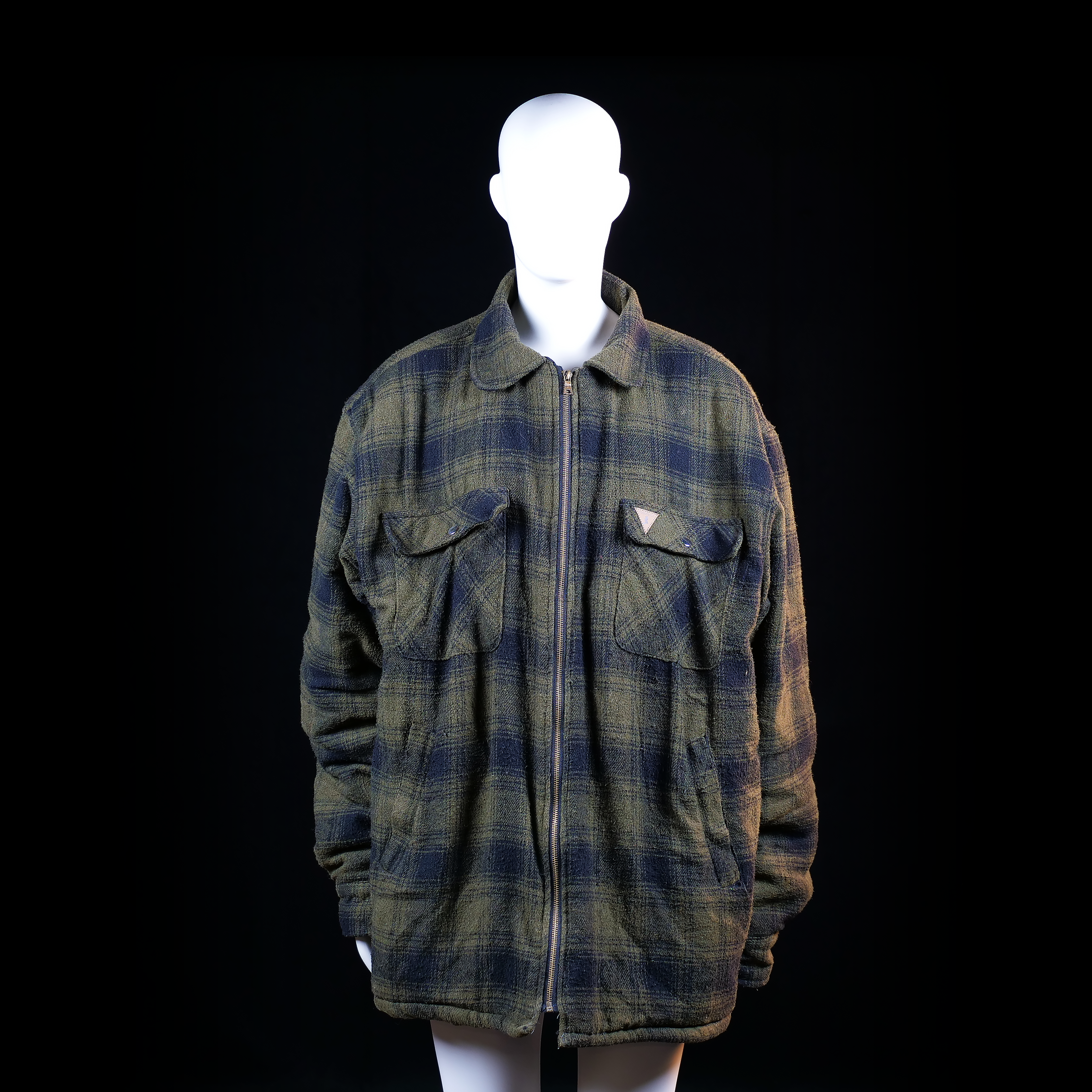 Woodstock - Fleece jacket - Olive & Navy - Size 4XL - Plaid zip-up jacket with an oversized fit, featuring two flap chest pockets and side welt pockets. The pattern alternates between olive and navy tones in a brushed texture.