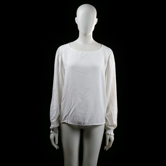 Jdy - Blouse - White - Size 40 - Loose-fitting long-sleeve top with gathered fabric at the shoulders and smocked cuffs. Features a wide round neckline and a slightly rounded hem.