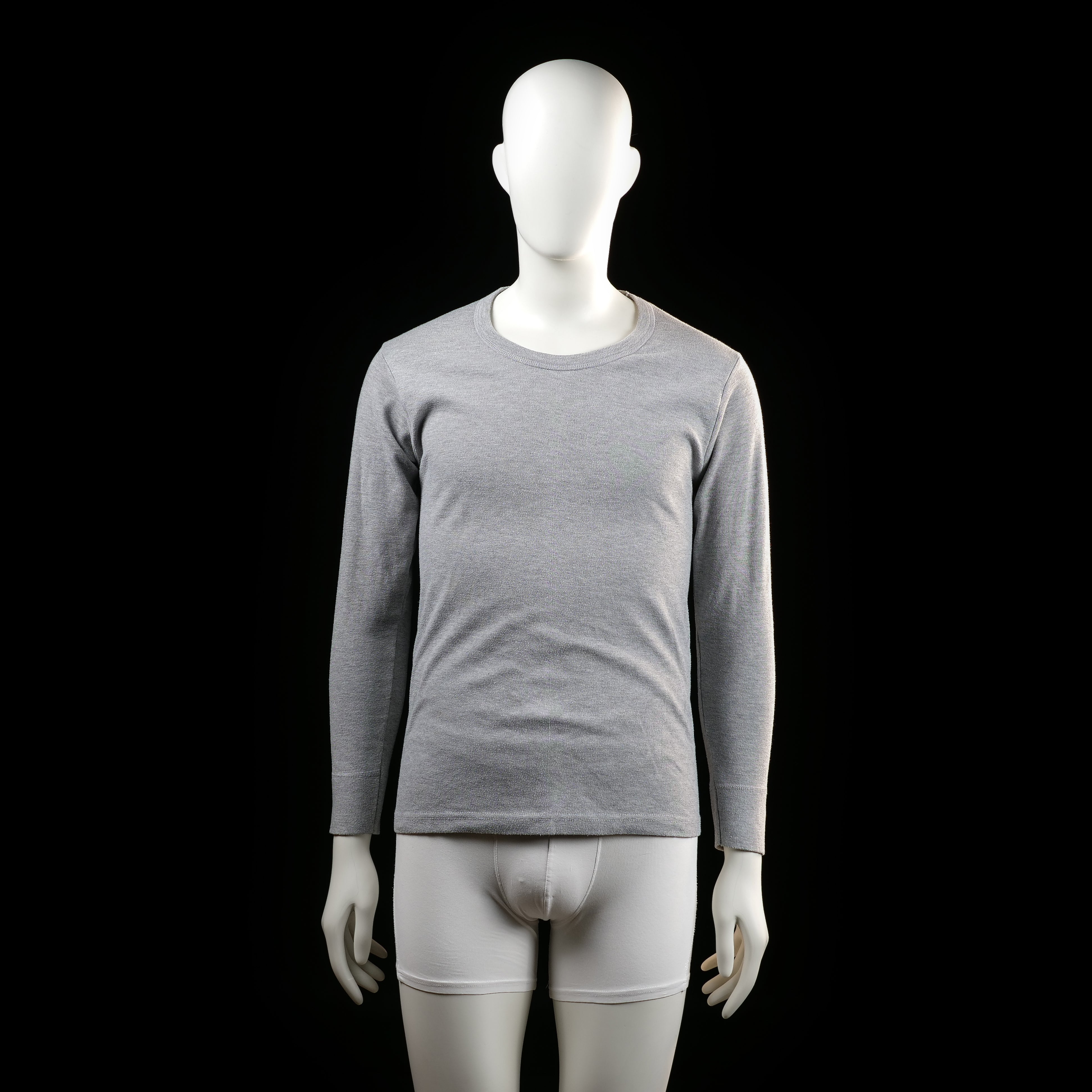 Ceylanoglo - Long-sleeve top - Light Gray - Size 54 - Plain long-sleeve crew neck top with a fitted silhouette and no visible detailing or embellishments. Clean cuffs and hem with a slightly heathered finish.
