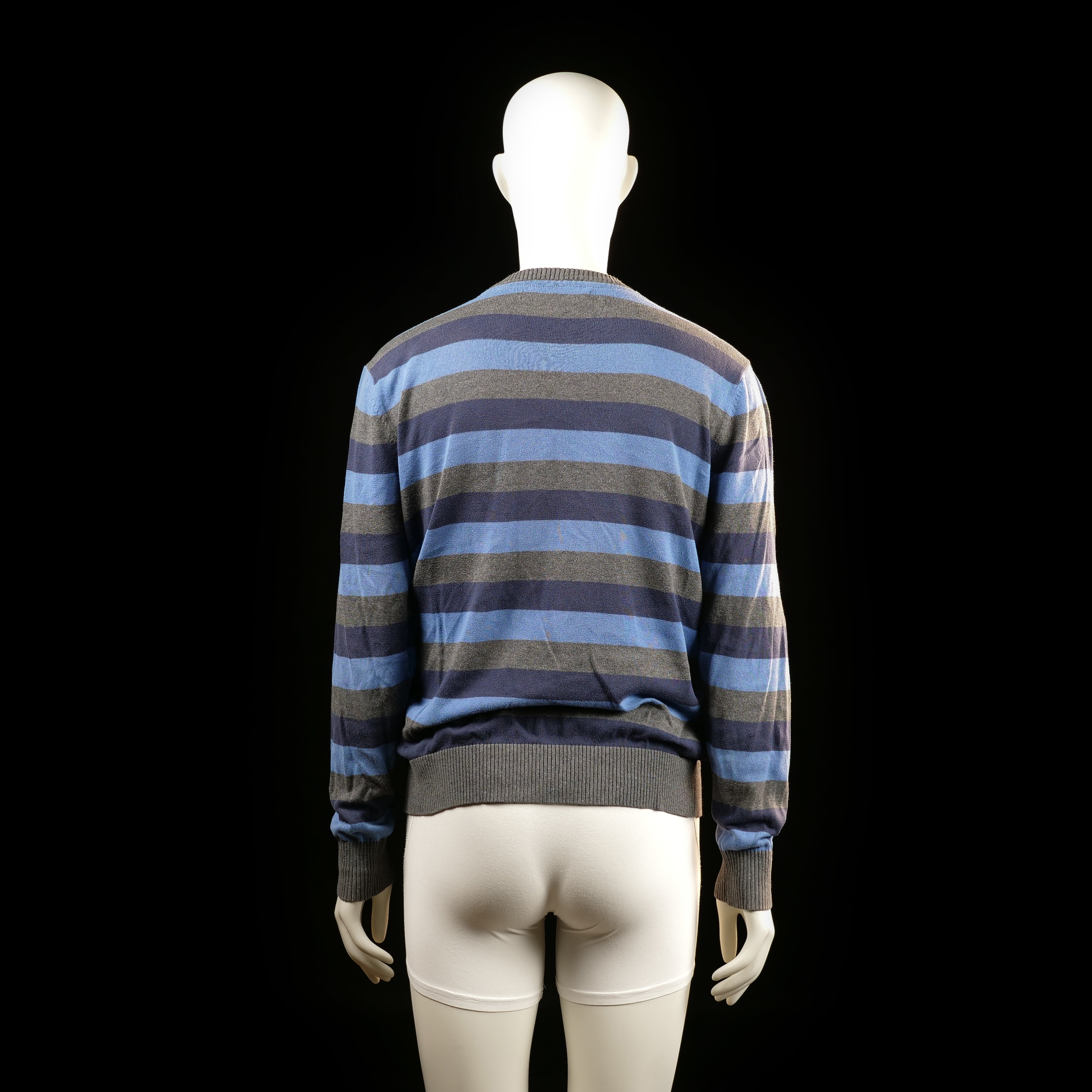 Sweater - Light Blue & Dark Gray - Size L