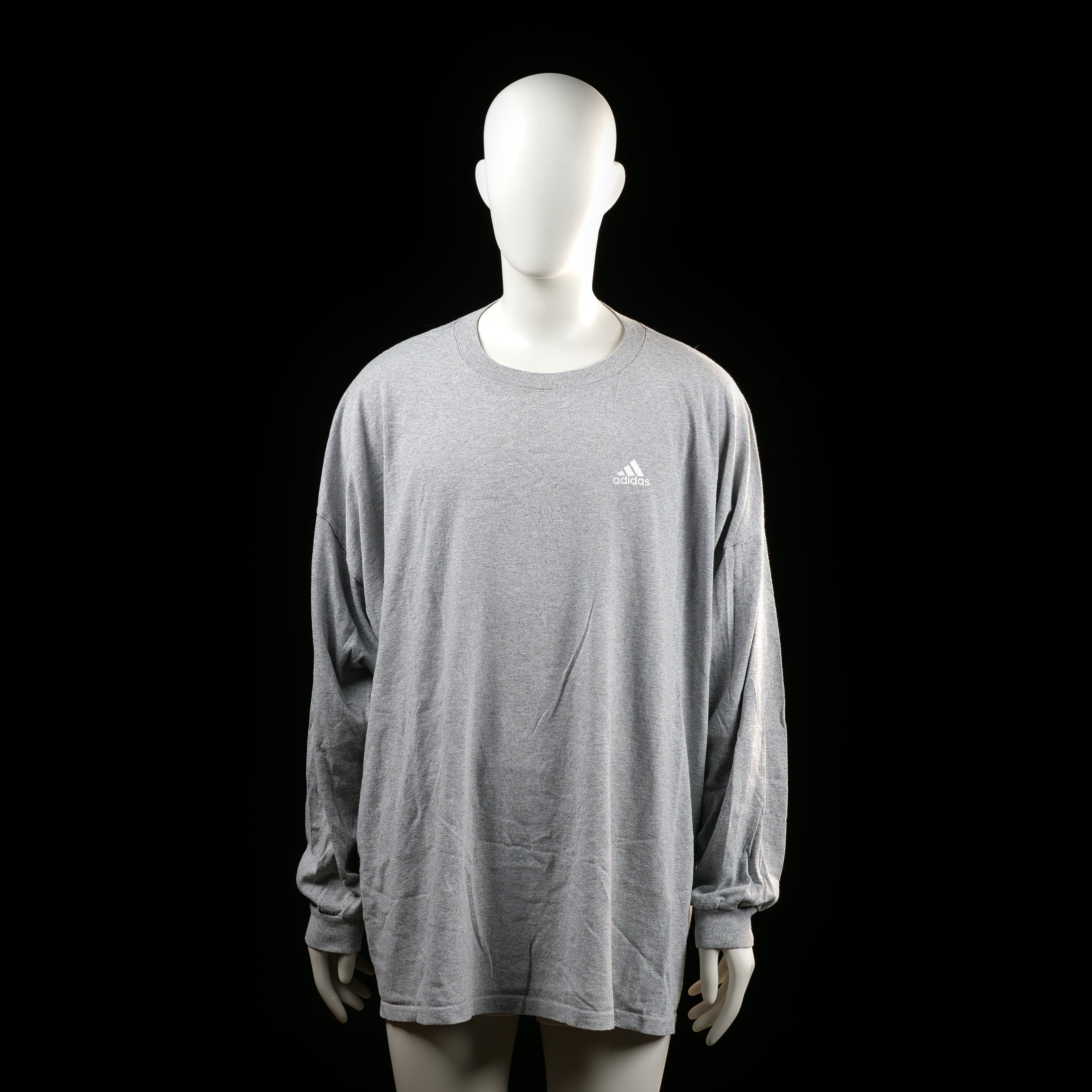 Adidas - Long-sleeve top - Gray - Size 3XL - Loose-fit long-sleeve top with ribbed cuffs and a small white logo on the left chest. Crew neckline and plain back with no additional details.