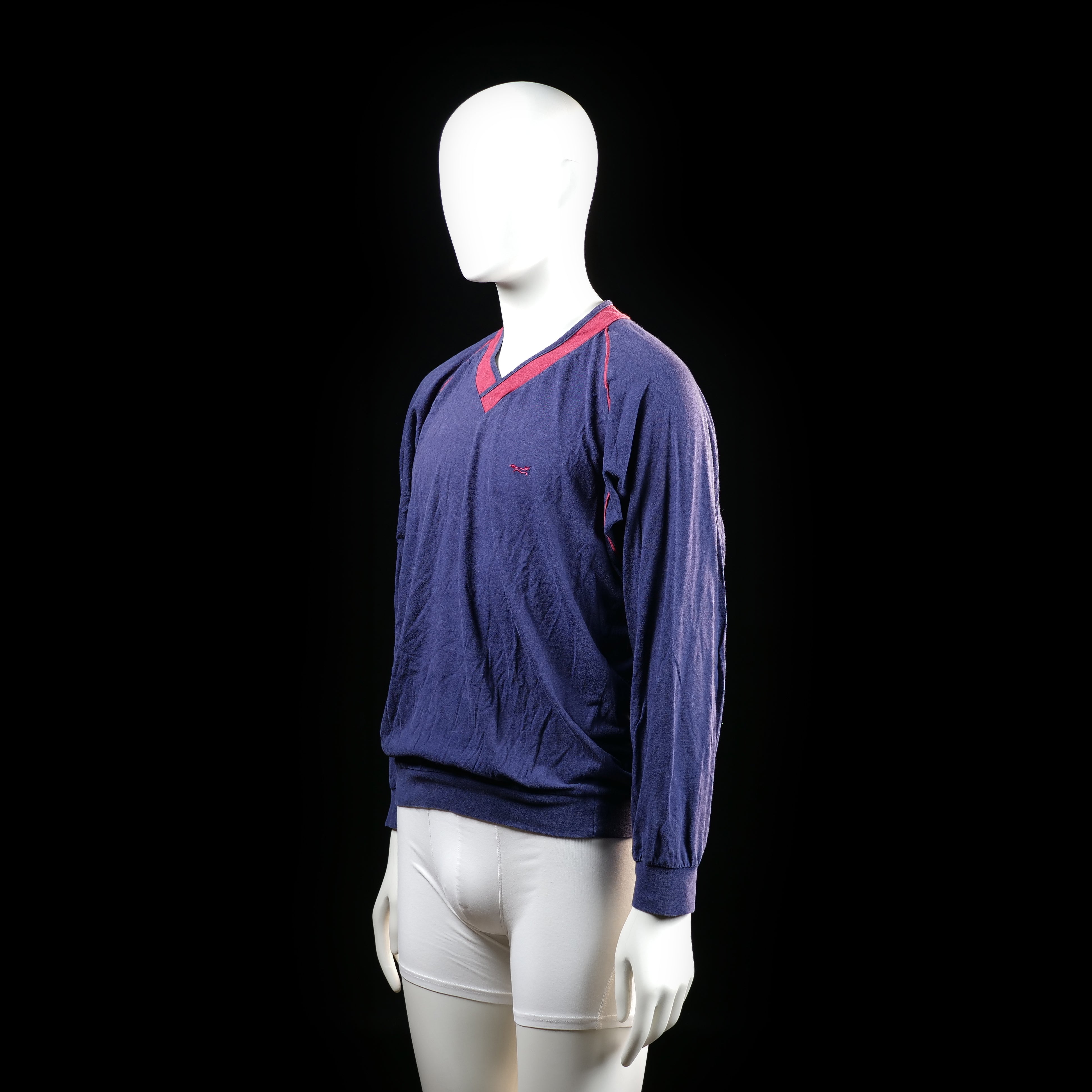 Sweatshirt - Navy & Red - Size M