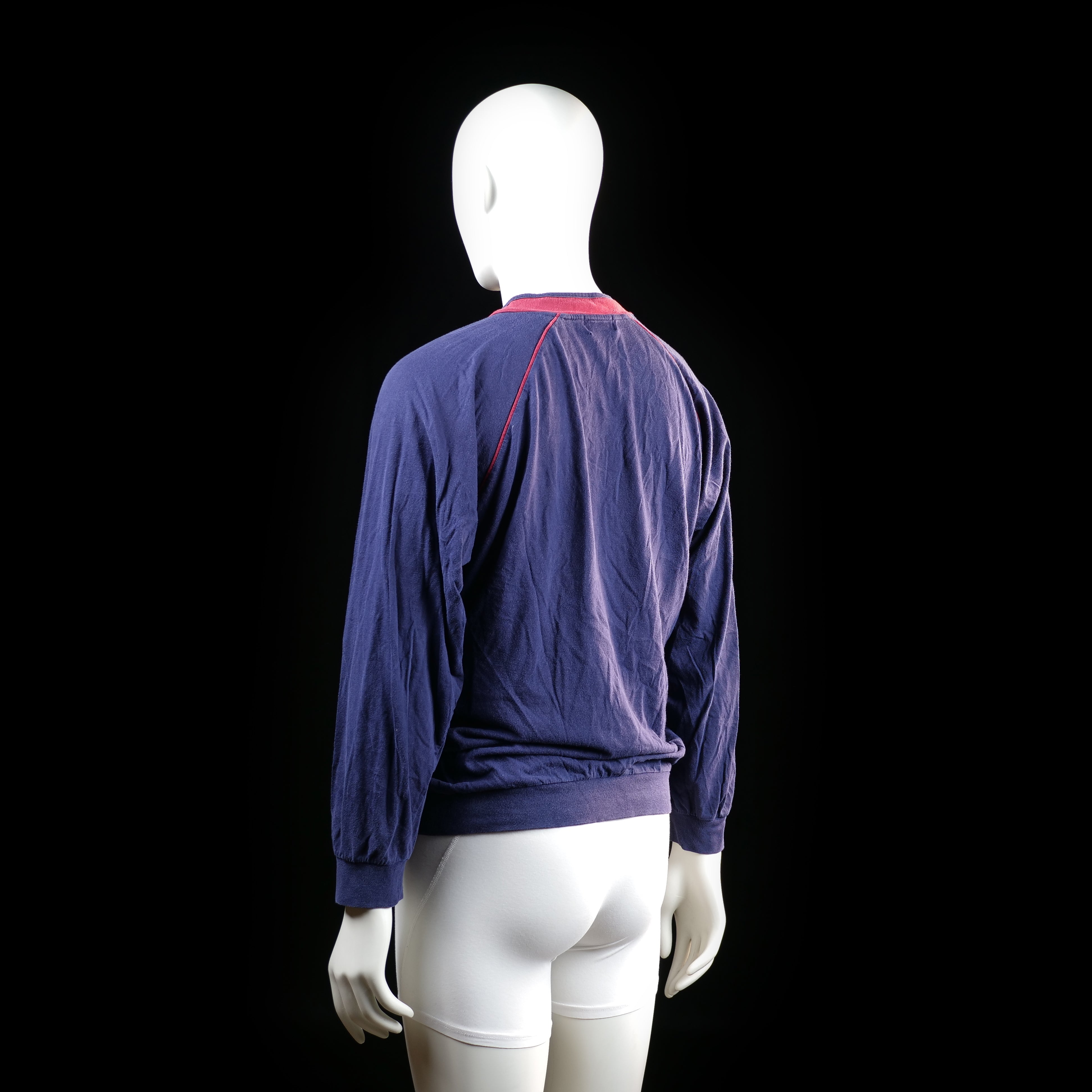 Sweatshirt - Navy & Red - Size M