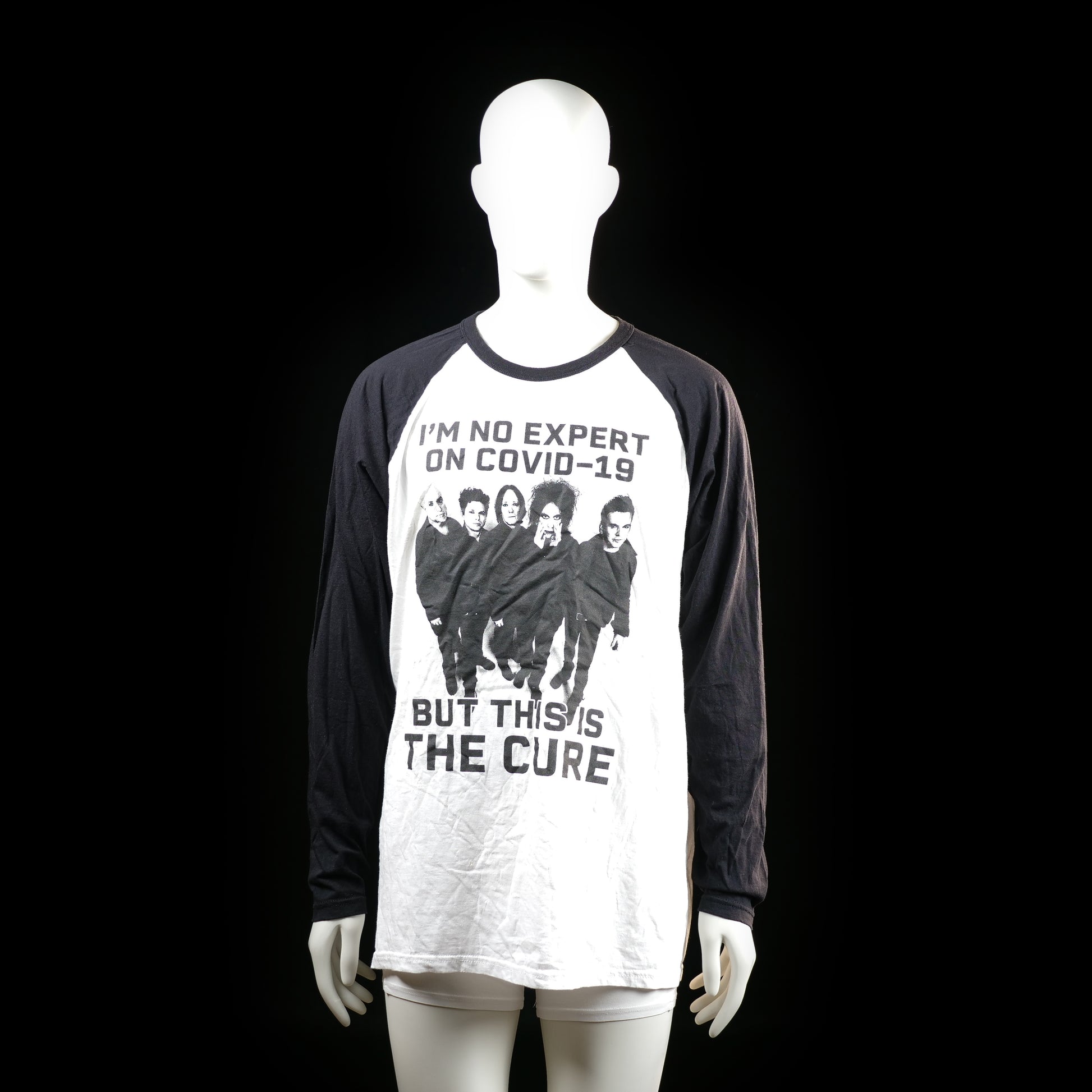 Fruit Of The Loom - Long-sleeve top - White & Black - Size XXL - Long-sleeve baseball-style top with black raglan sleeves and a white body. Features a bold front graphic with text and a black-and-white band image.