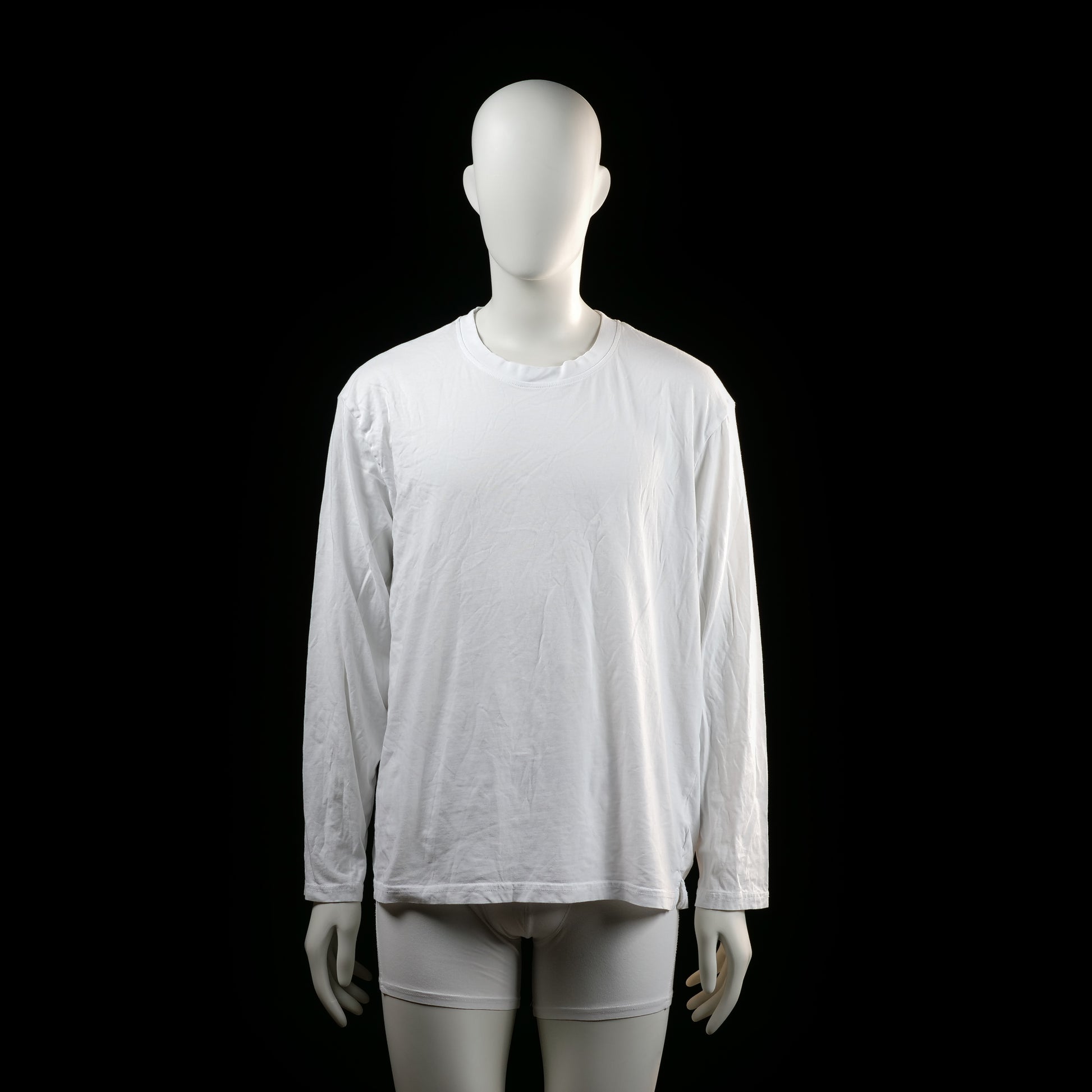 H&M - Long-sleeve top - White - Size L - Plain long-sleeve top with a crew neckline and straight hem. No visible patterns, prints, or embellishments.