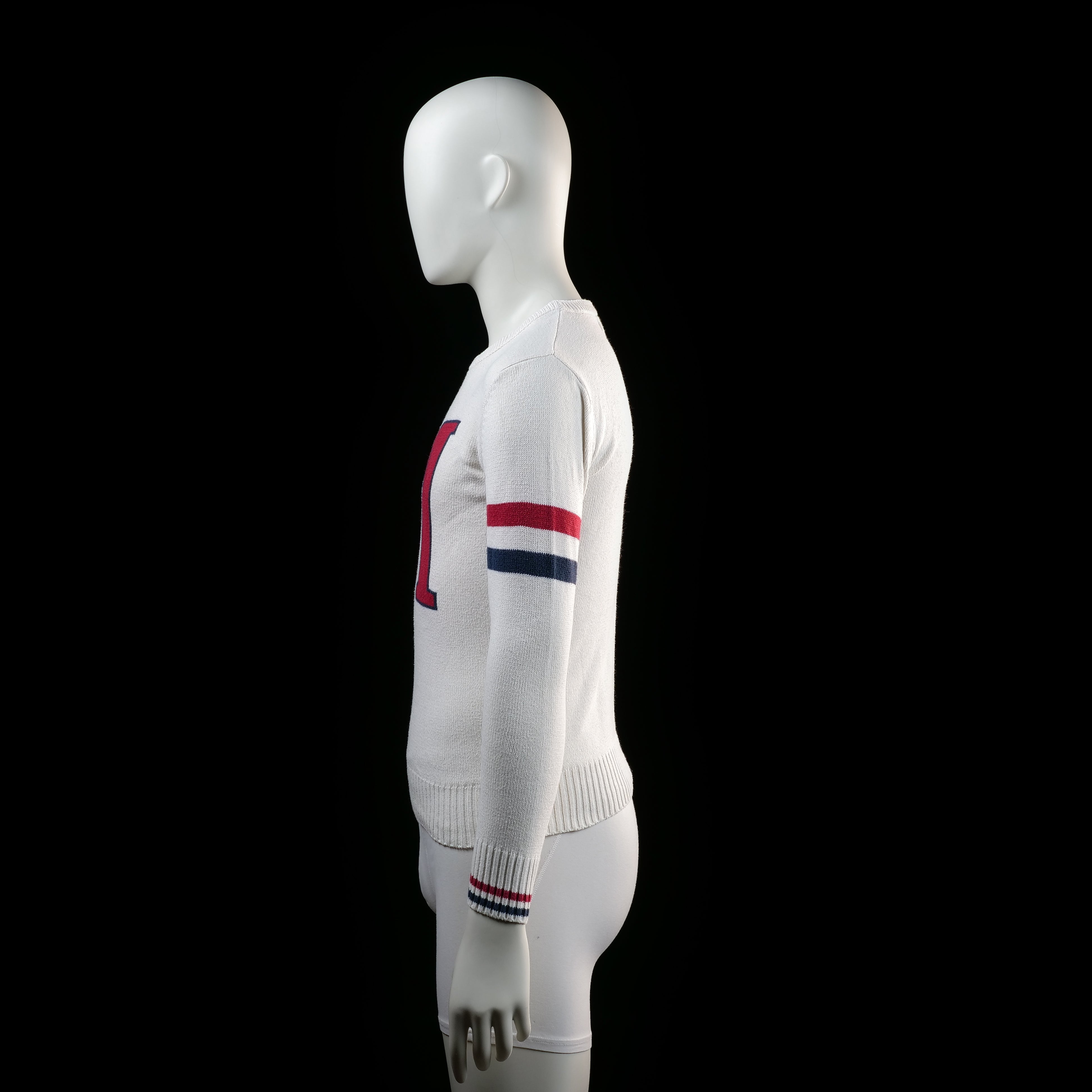 Sweater - White & Red & Navy - Size S