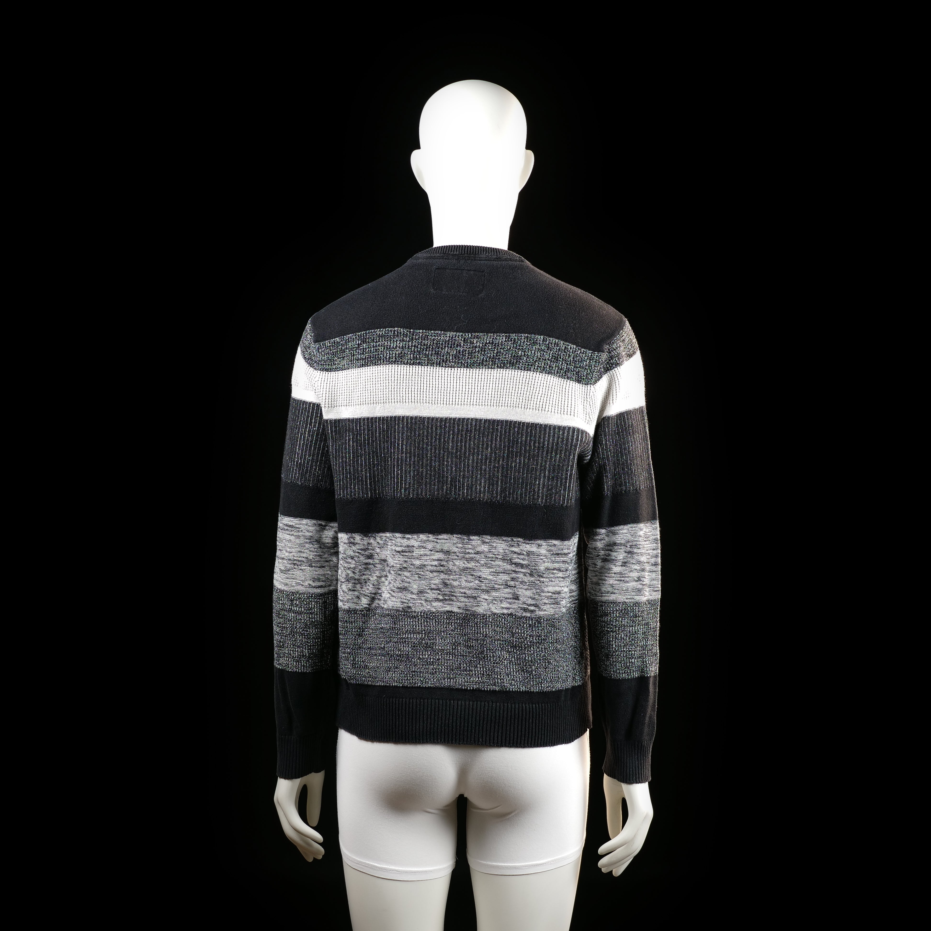 Sweater - White & Charcoal - Size L