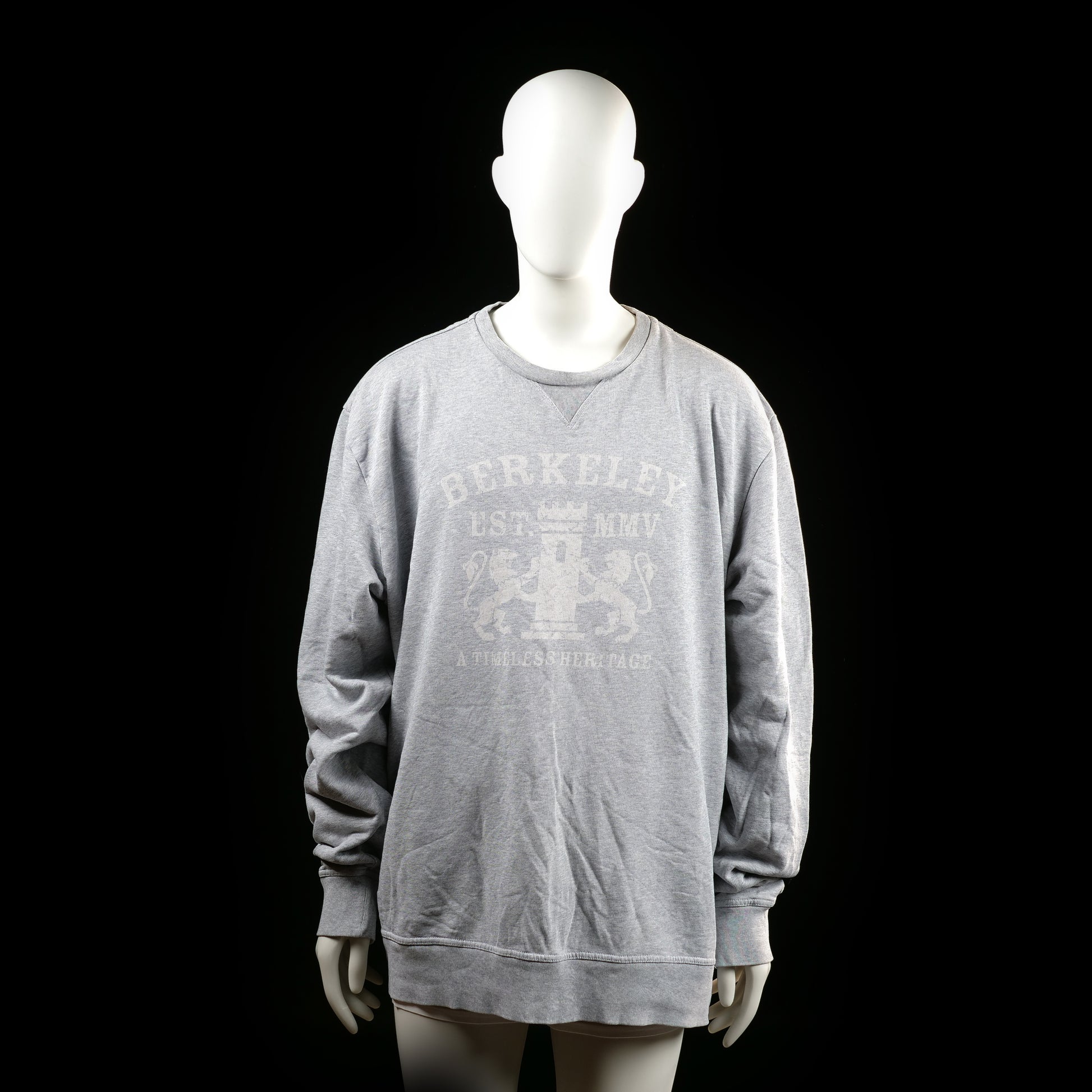 Berkeley - Sweatshirt - Light Gray - Size 3XL - Oversized light gray crewneck sweatshirt with ribbed cuffs and hem. Features a large faded front print with text and a crest design.