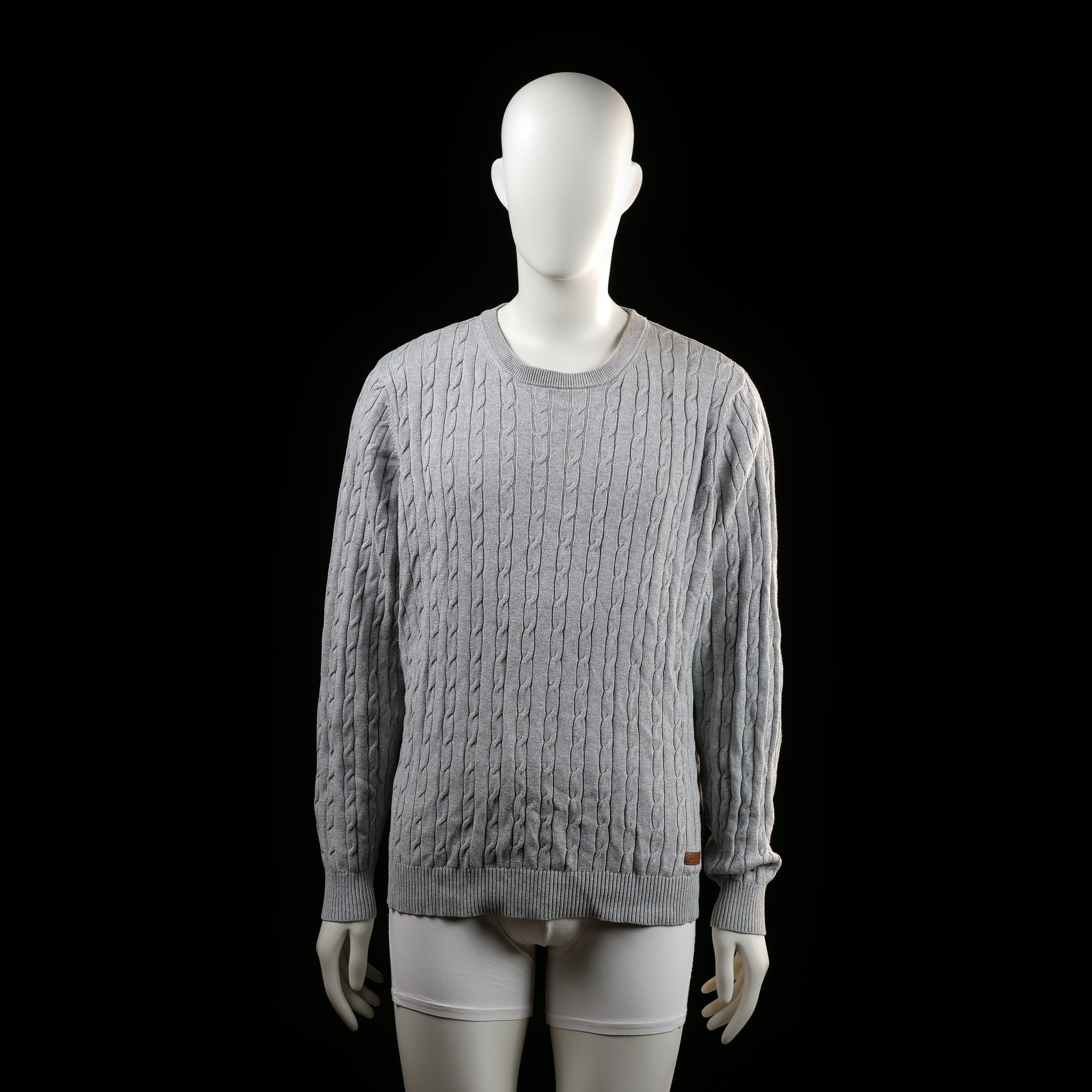 Bondelid - Sweater - Light Gray - Size L - Light gray cable knit sweater with a round neckline and ribbed cuffs and hem. Features a small leather patch near the hem on the left.