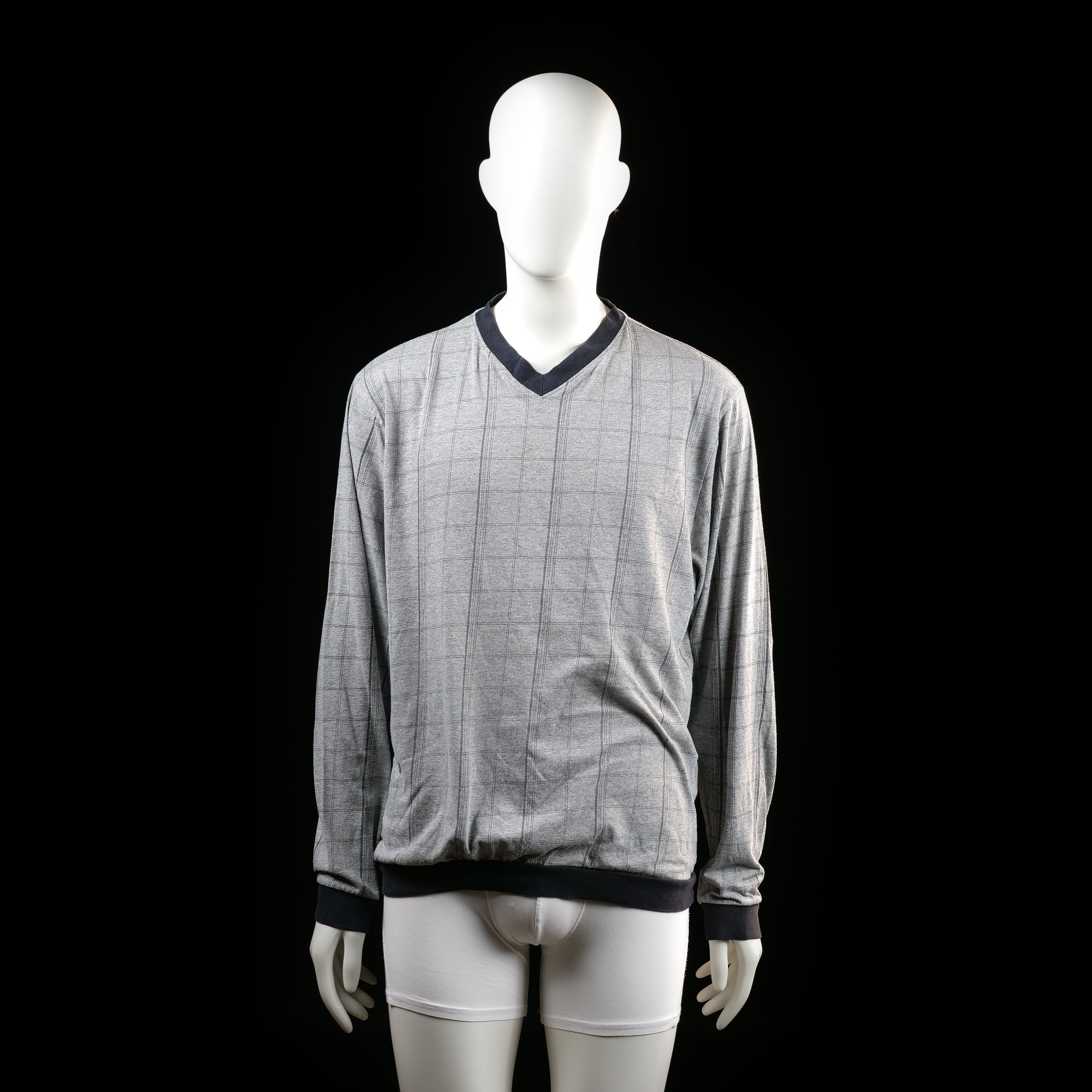 Identic - Sweater - Light Gray & Black - Size M - Long-sleeve top with a V-neckline and ribbed cuffs and hem in a contrasting dark color. Features an all-over thin vertical and horizontal line check pattern.