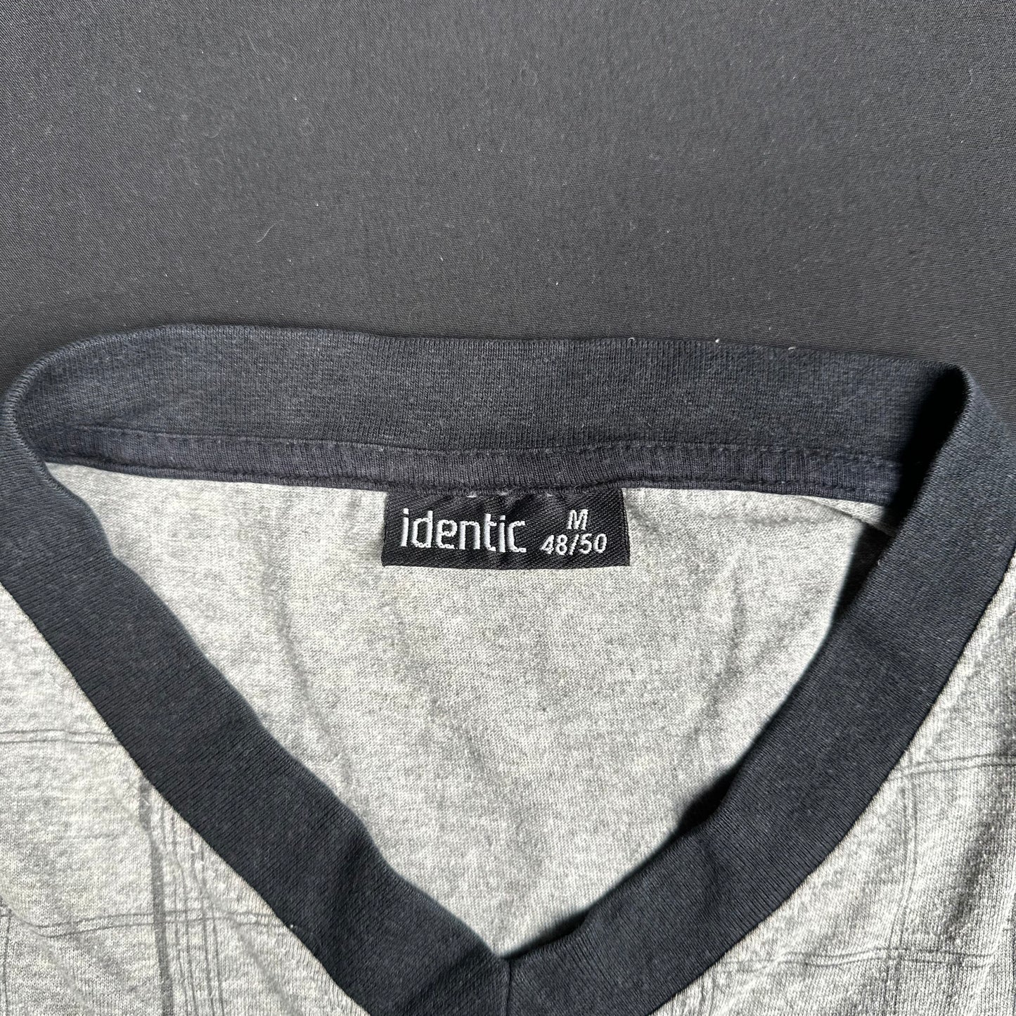 Sweater - Light Gray & Black - Size M