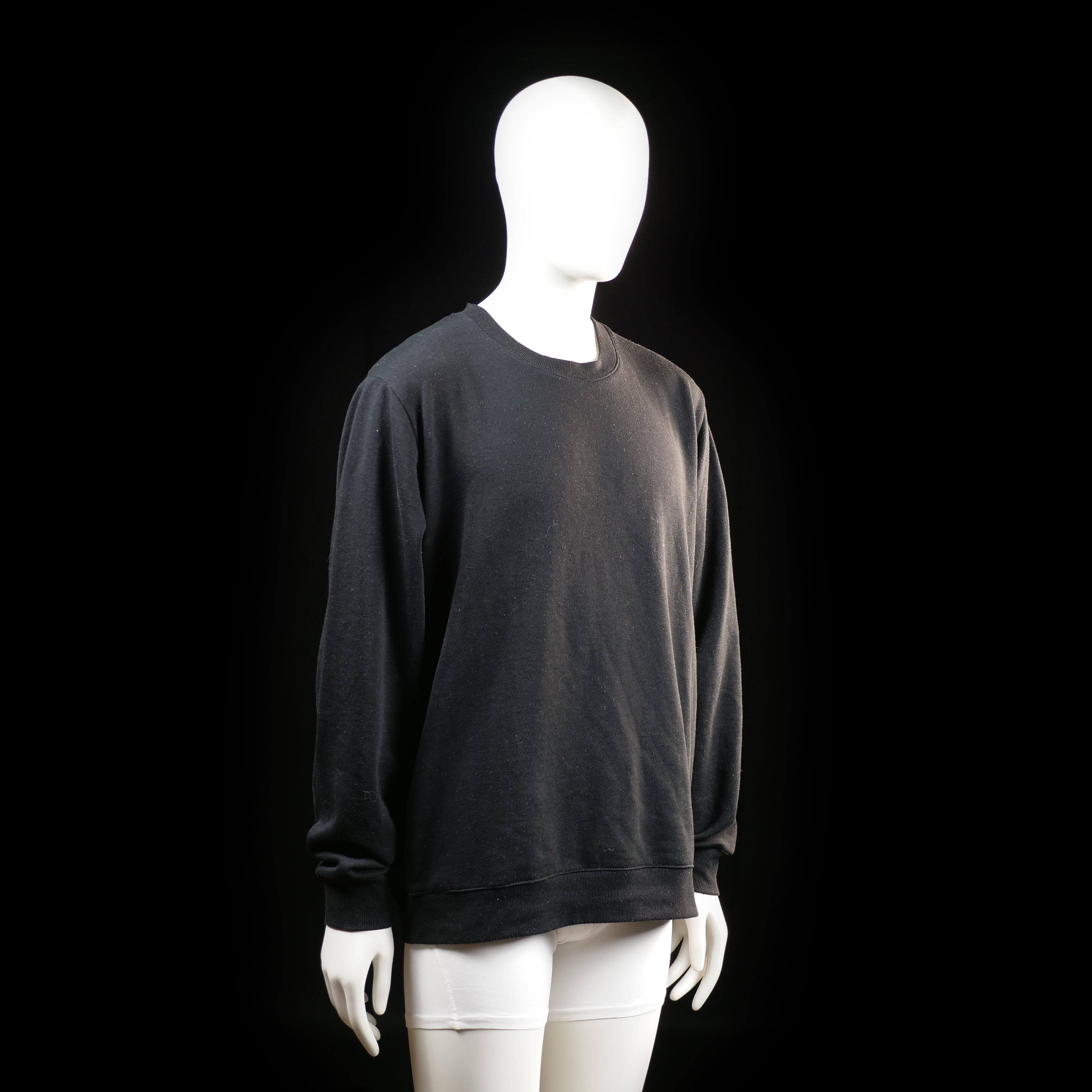 Sweatshirt - Black - Size L