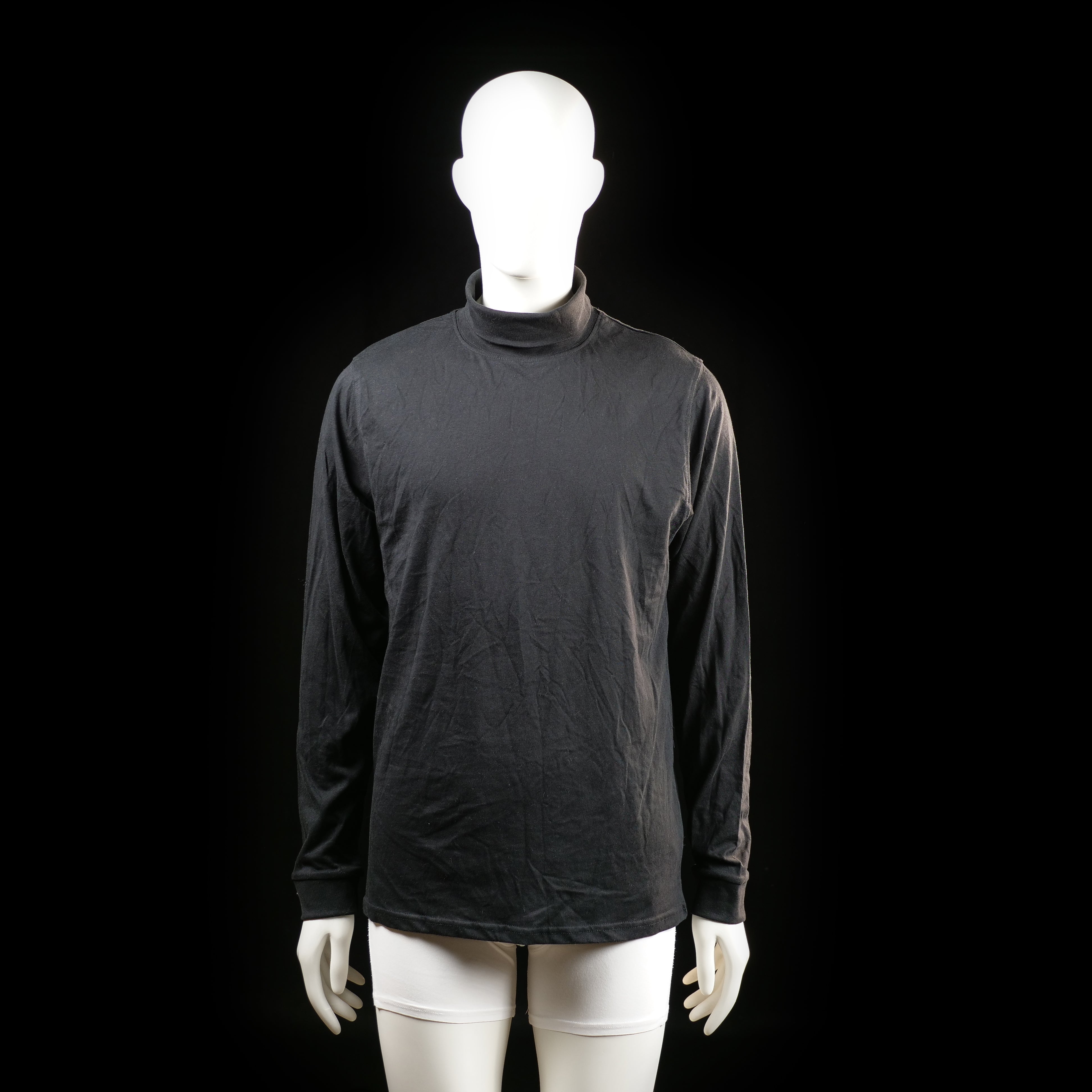 Ski Industries - Turtleneck - Black - Size XL - Long-sleeve top with a folded turtleneck collar and straight hem. Solid color with no visible patterns or embellishments.
