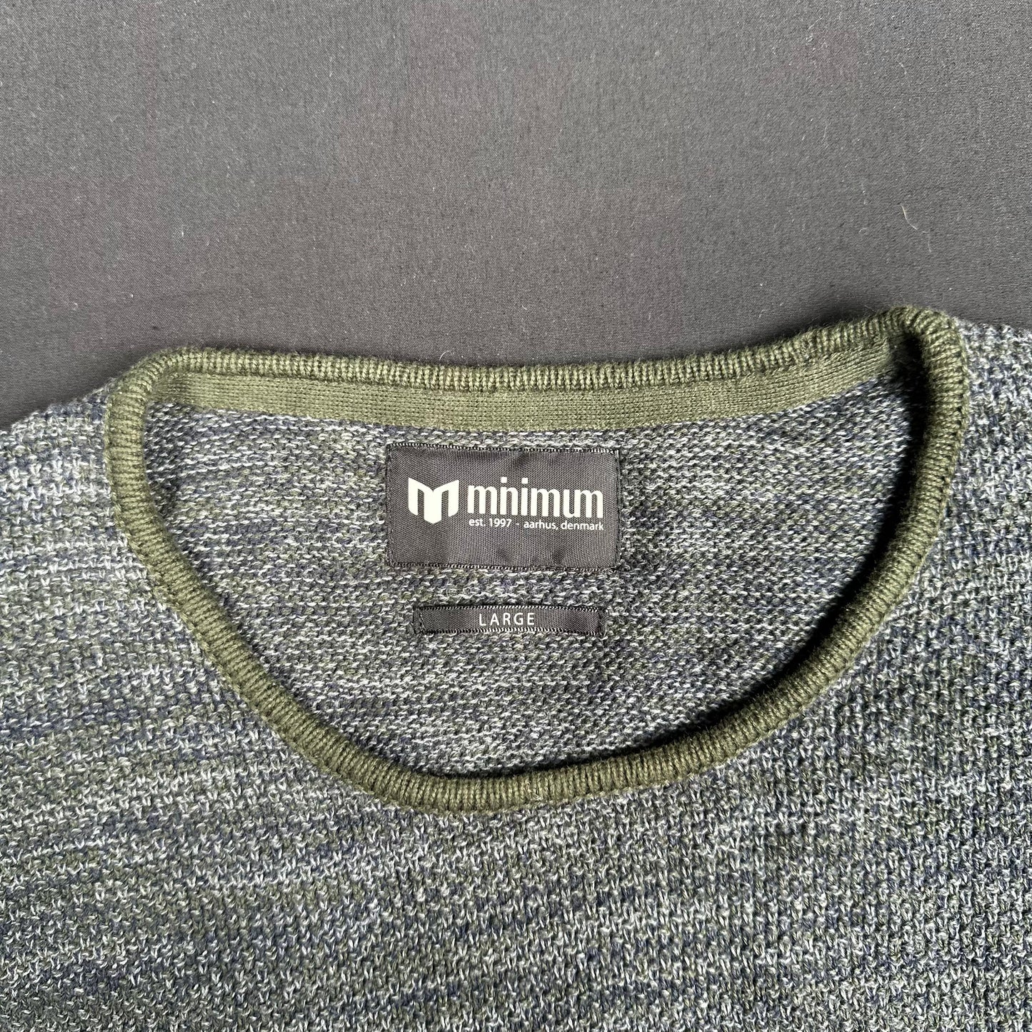 Sweater - Dark Gray & Olive - Size L