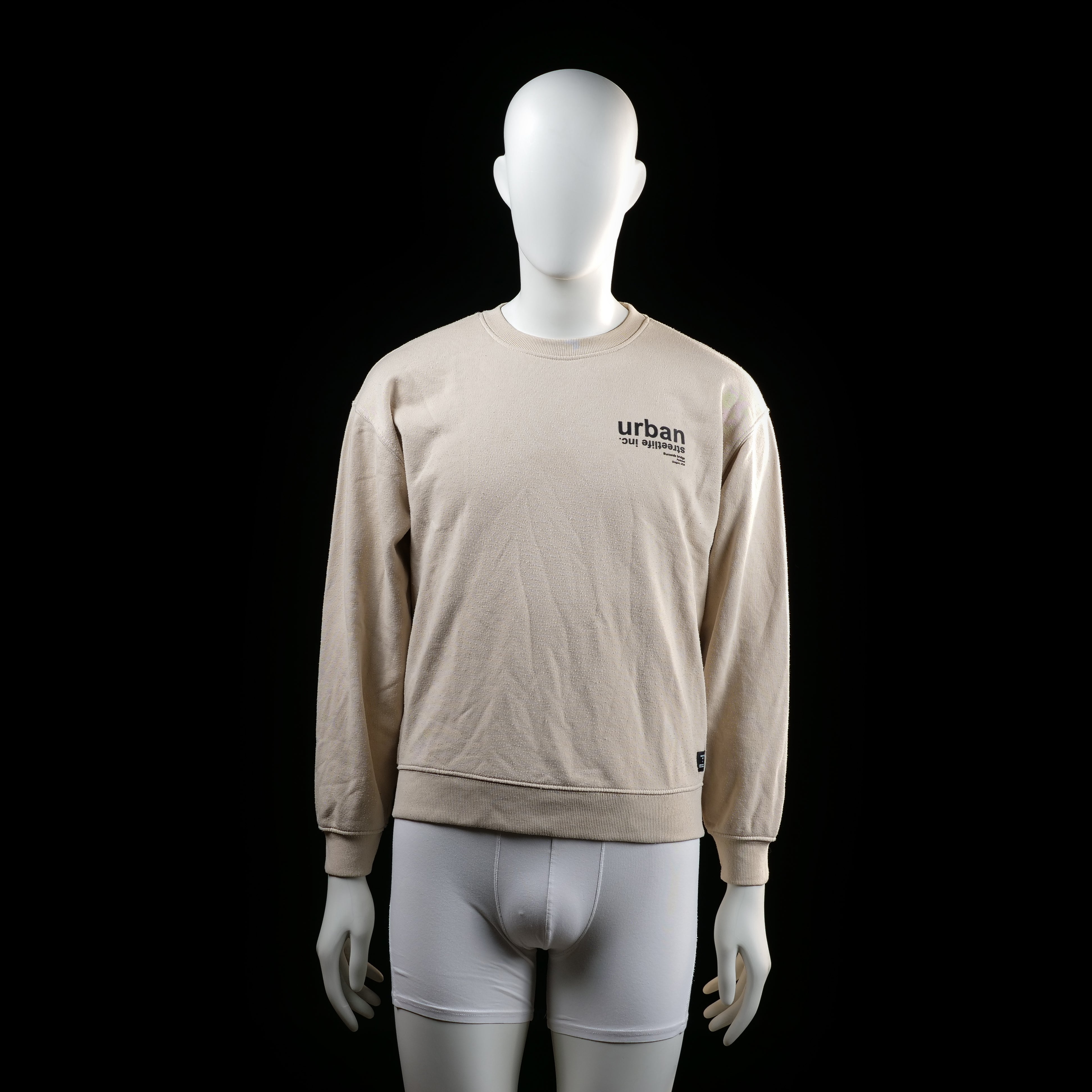 Lager 157 - Sweatshirt - Beige & Black - Size 160 - Beige crewneck sweatshirt with ribbed cuffs and hem. Black printed text logo on the upper left chest.