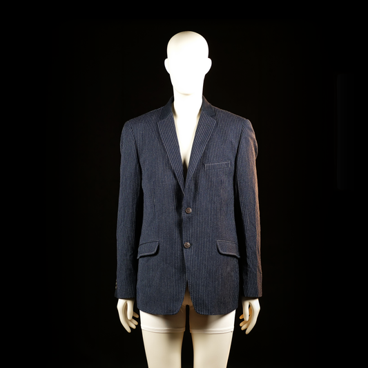 7 Square - Blazer - Navy & White - Size 52 - Single-breasted blazer with subtle vertical pinstripes, featuring peak lapels, two buttons at the front, flap pockets, and elbow patches on the sleeves.