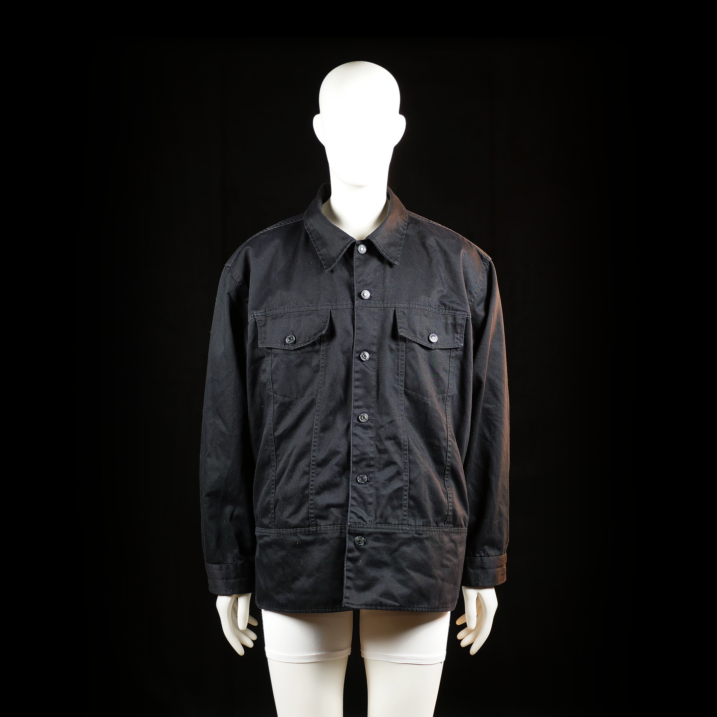 Weekday - Trucker jacket - Black - Size XL - Button-front jacket with pointed collar, flap chest pockets with button closures, and adjustable buttoned cuffs. Straight hem and visible vertical seam detailing on the front.