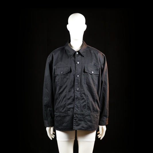 Weekday - Trucker jacket - Black - Size XL - Button-front jacket with pointed collar, flap chest pockets with button closures, and adjustable buttoned cuffs. Straight hem and visible vertical seam detailing on the front.