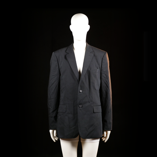 Riley - Blazer - Black - Size 54 - Single-breasted blazer with two front buttons, notched lapels, and flap pockets. Features a welt chest pocket and button-cuffed sleeves.