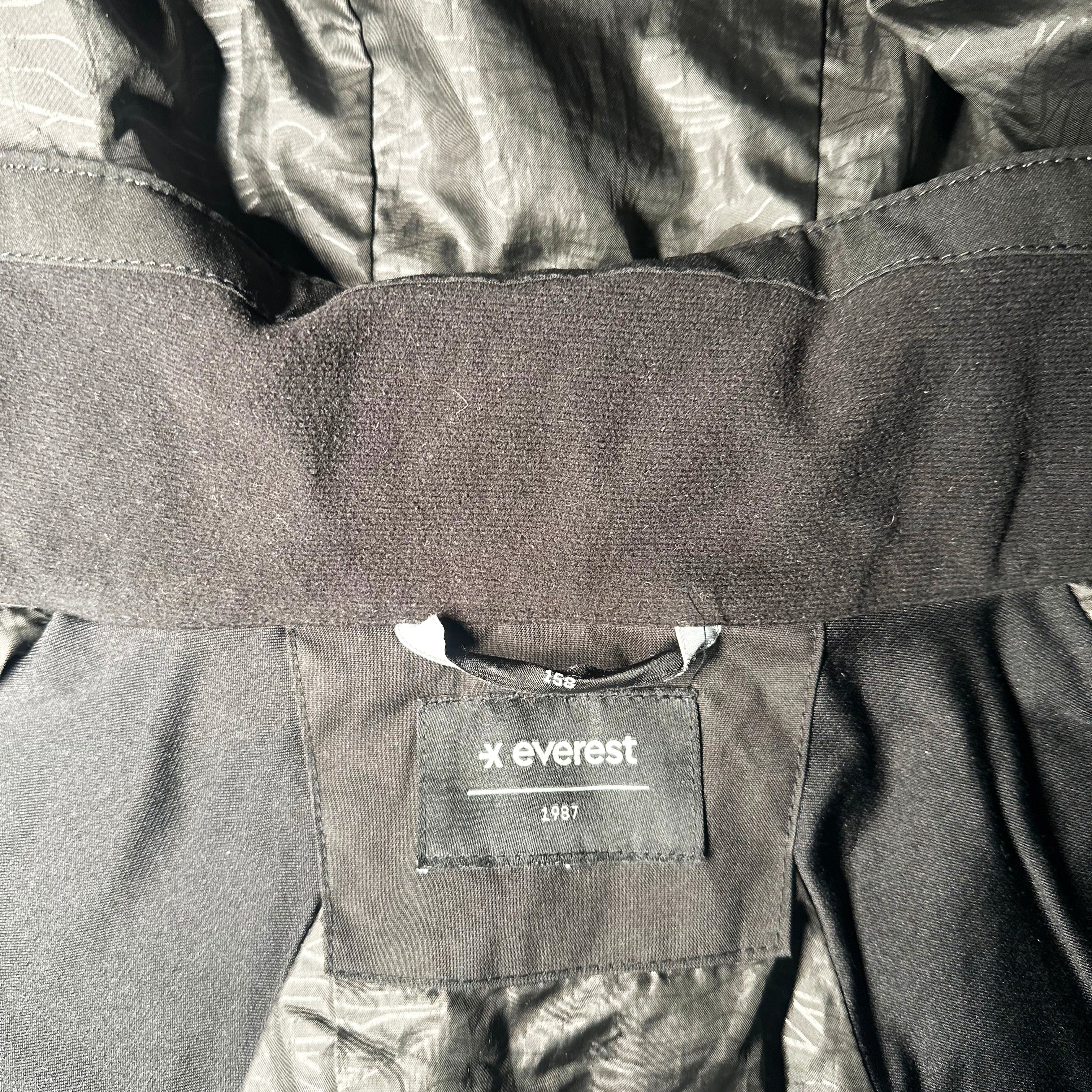Windbreaker - Black & White - Size 158